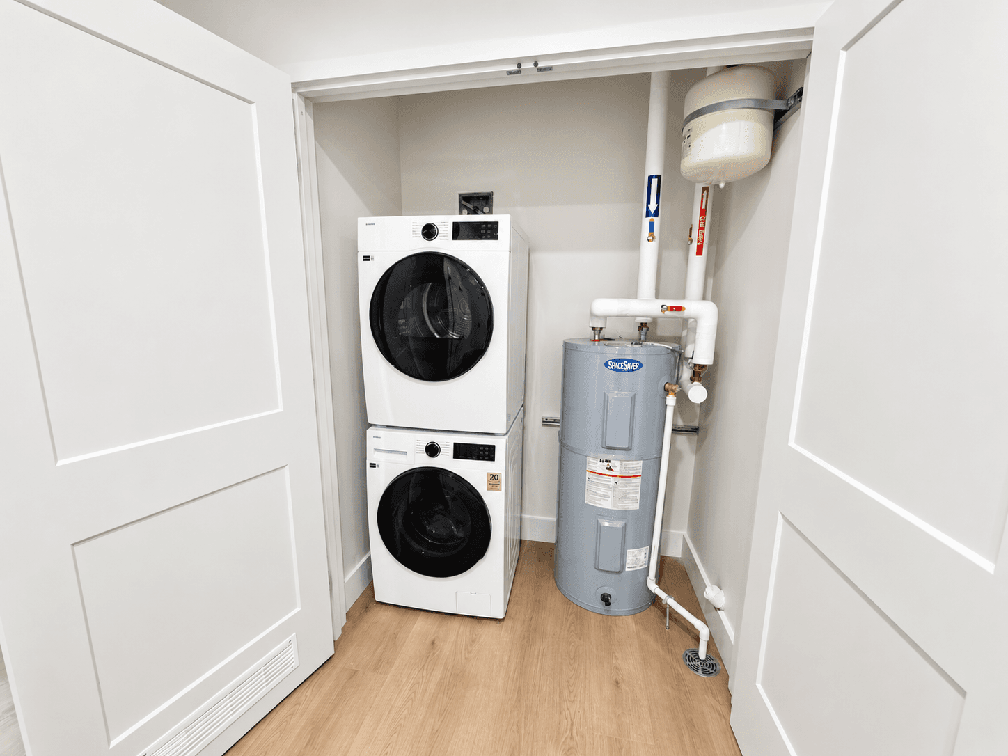 8 Hutt Lane - Interior Unit - Photo 19