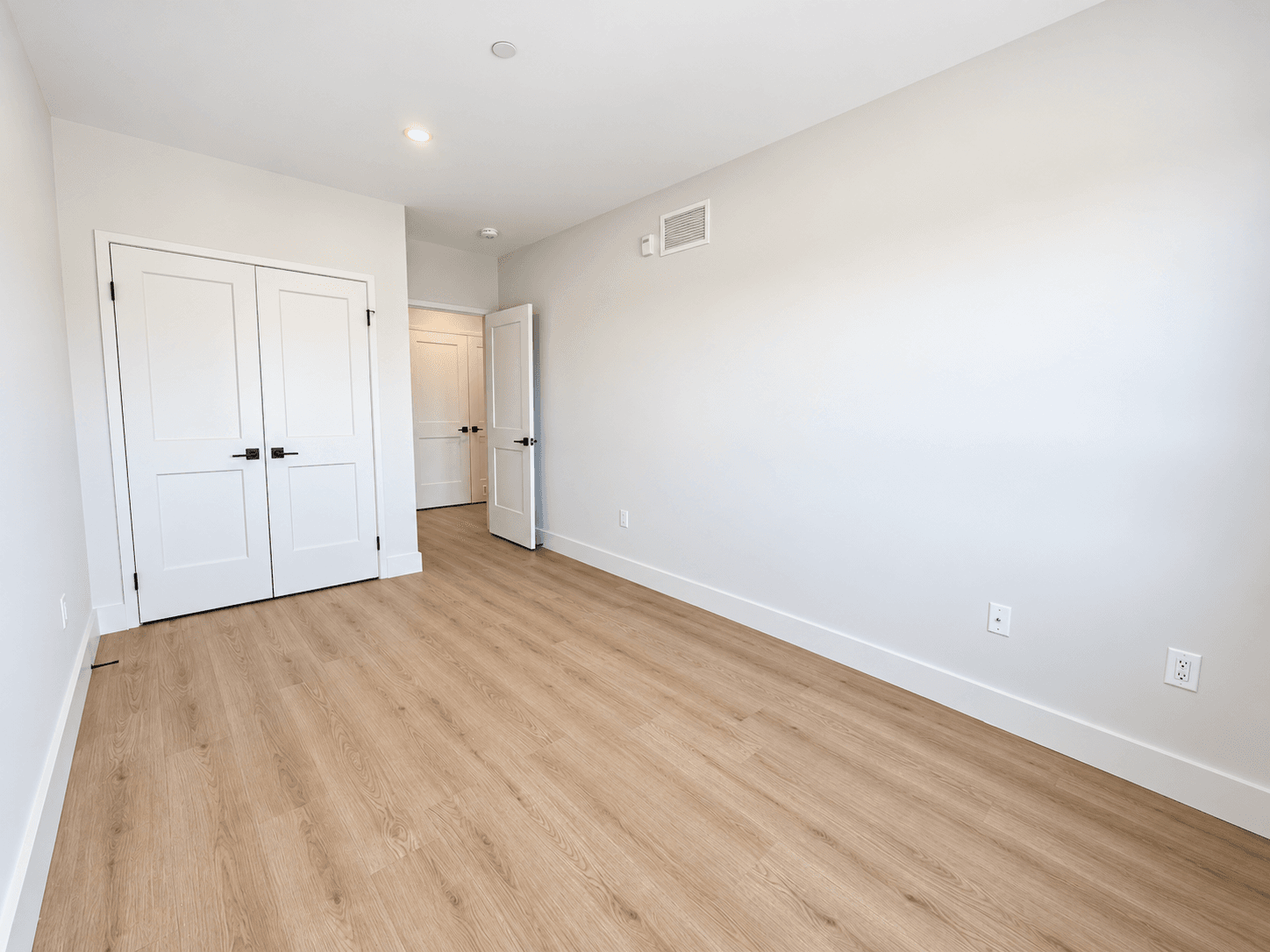 8 Hutt Lane - Accessible 1 Bath - Photo 14