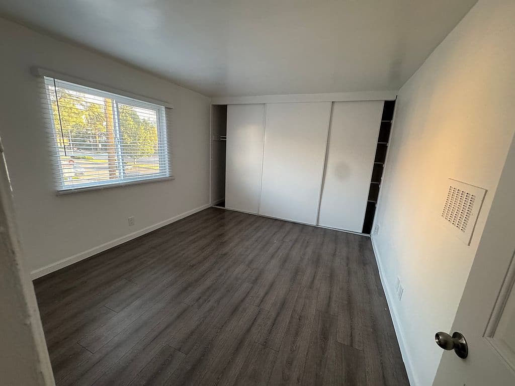 14839 Sherman Way - 2 BD - Photo 4