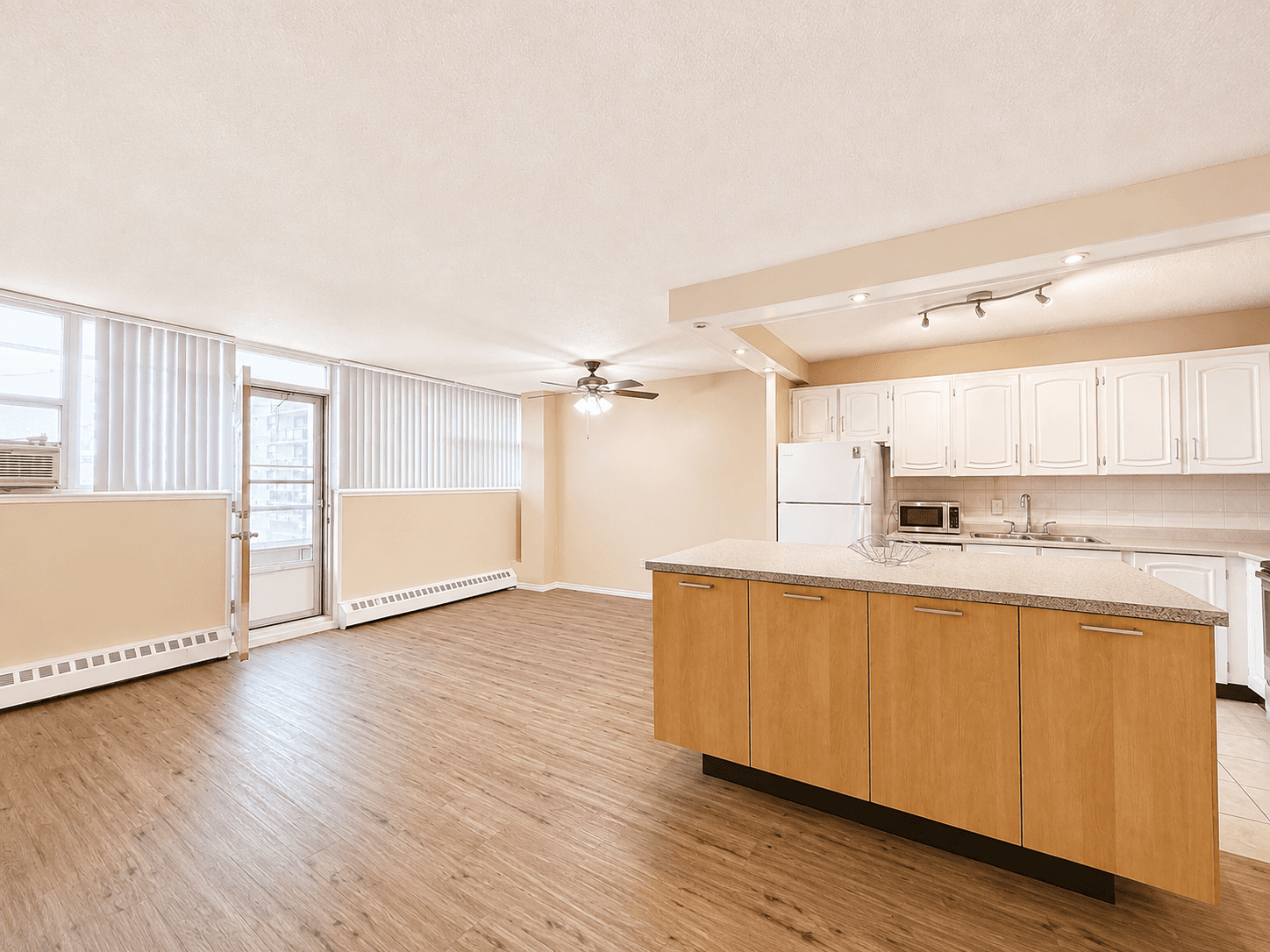 509 - 215 Glenridge Ave St Catharines ON - Photo 3