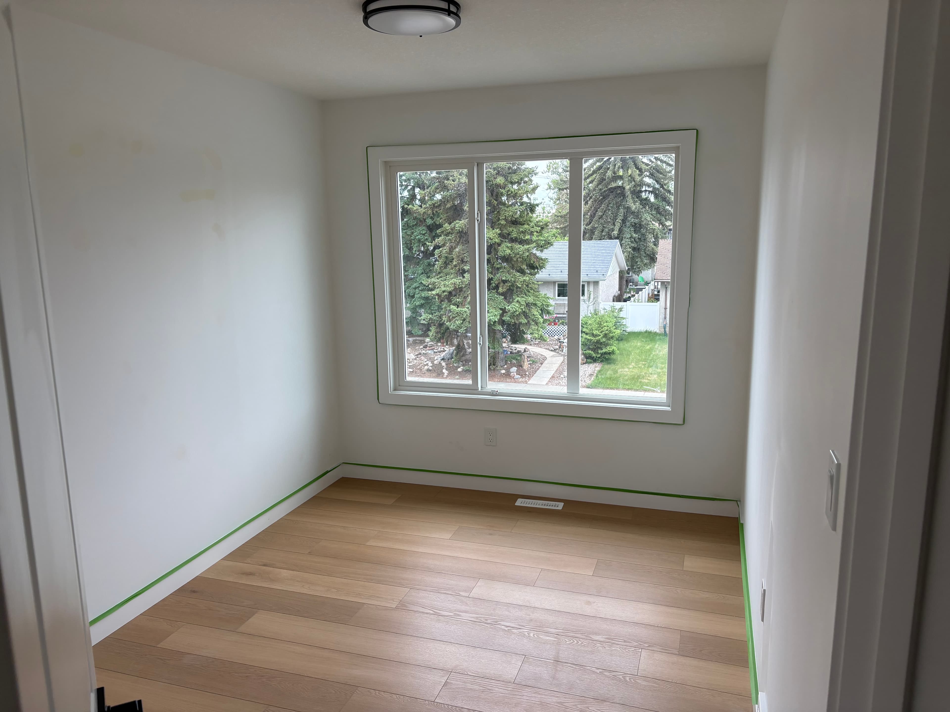 8903 - Upper - Photo 4
