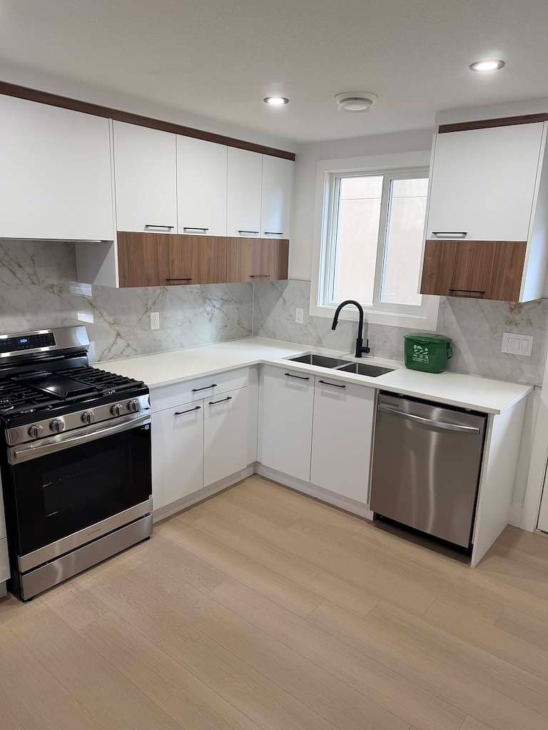 9007 92 Avenue - Photo 2