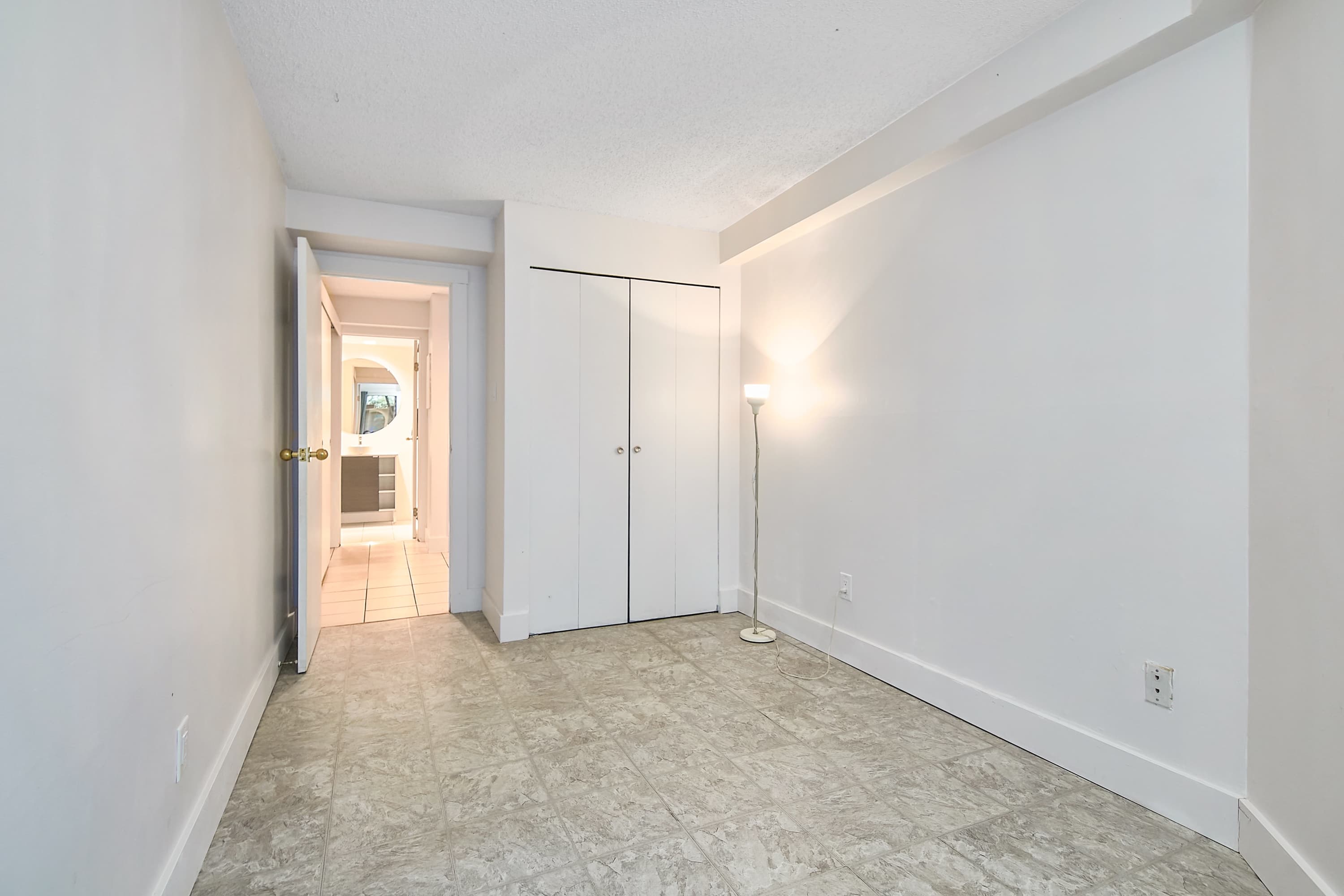 110-1500 Pendrell - Photo 15