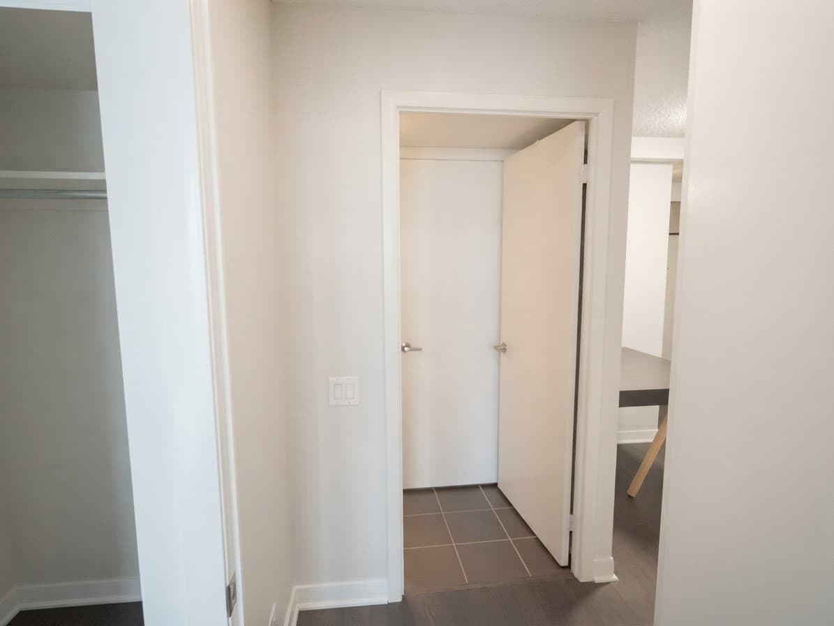 525 Wilson Ave - 304 - Photo 16