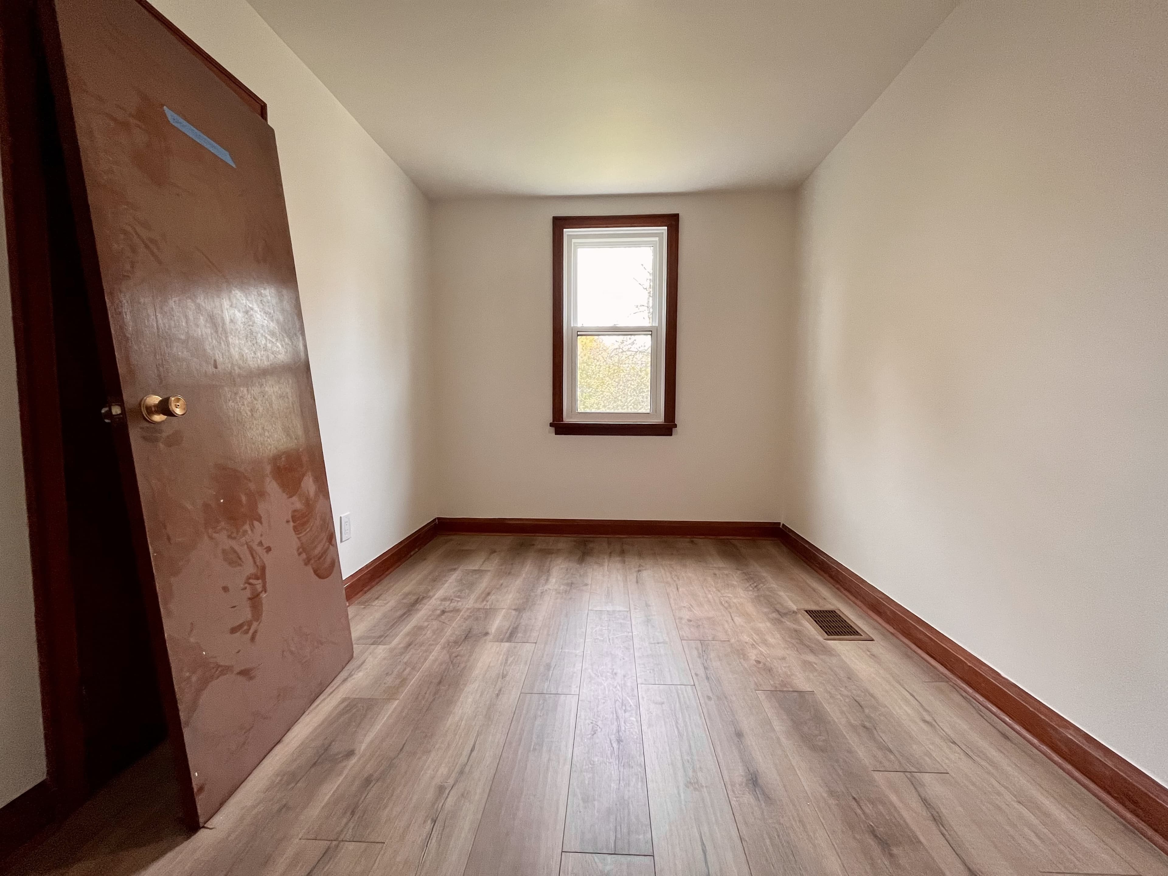 Main Floor - 34 Hodge St Thunder Bay ON P7B 4H1 - Photo 11