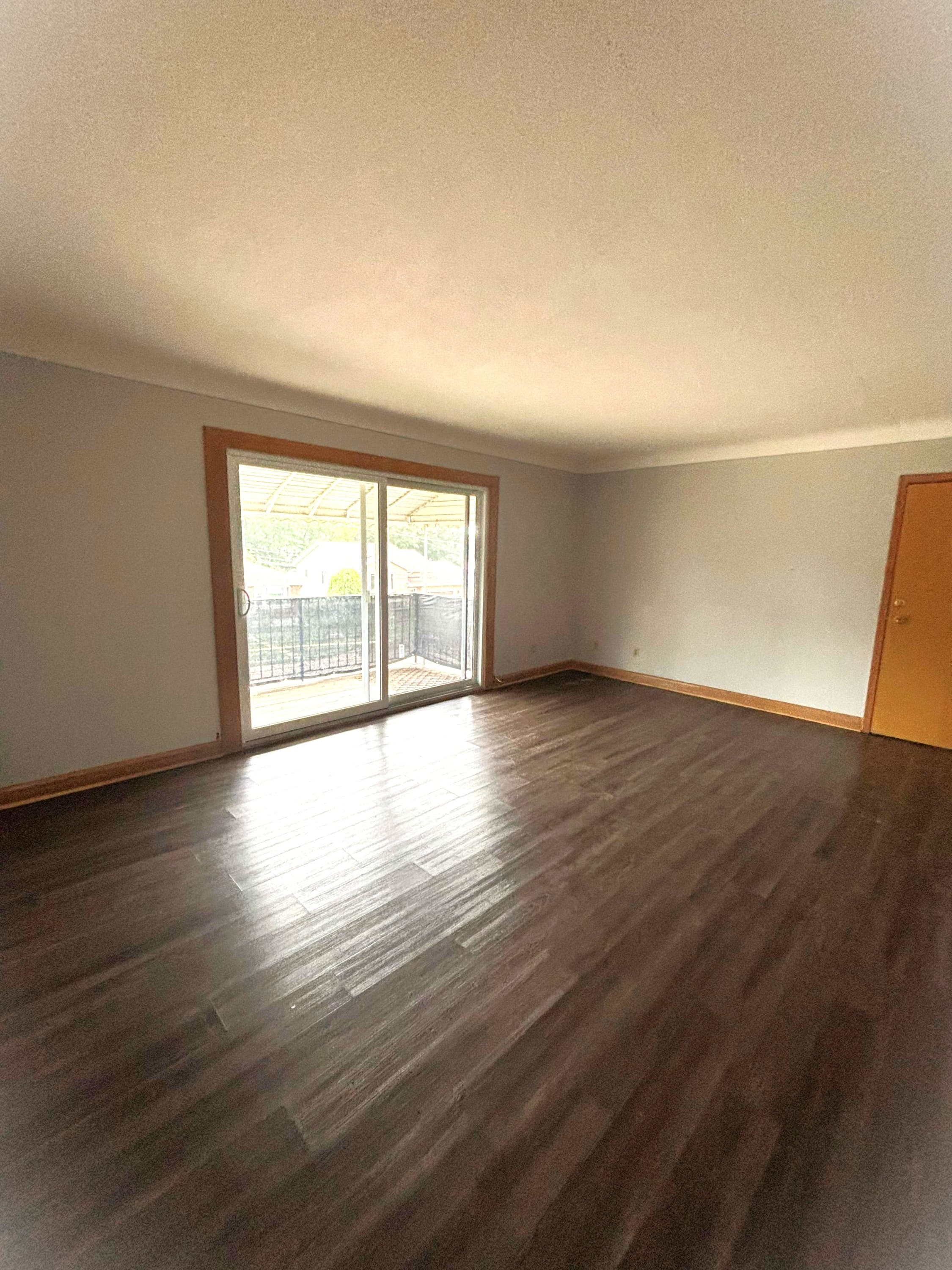 511 Niagara St - 6 - Photo 5