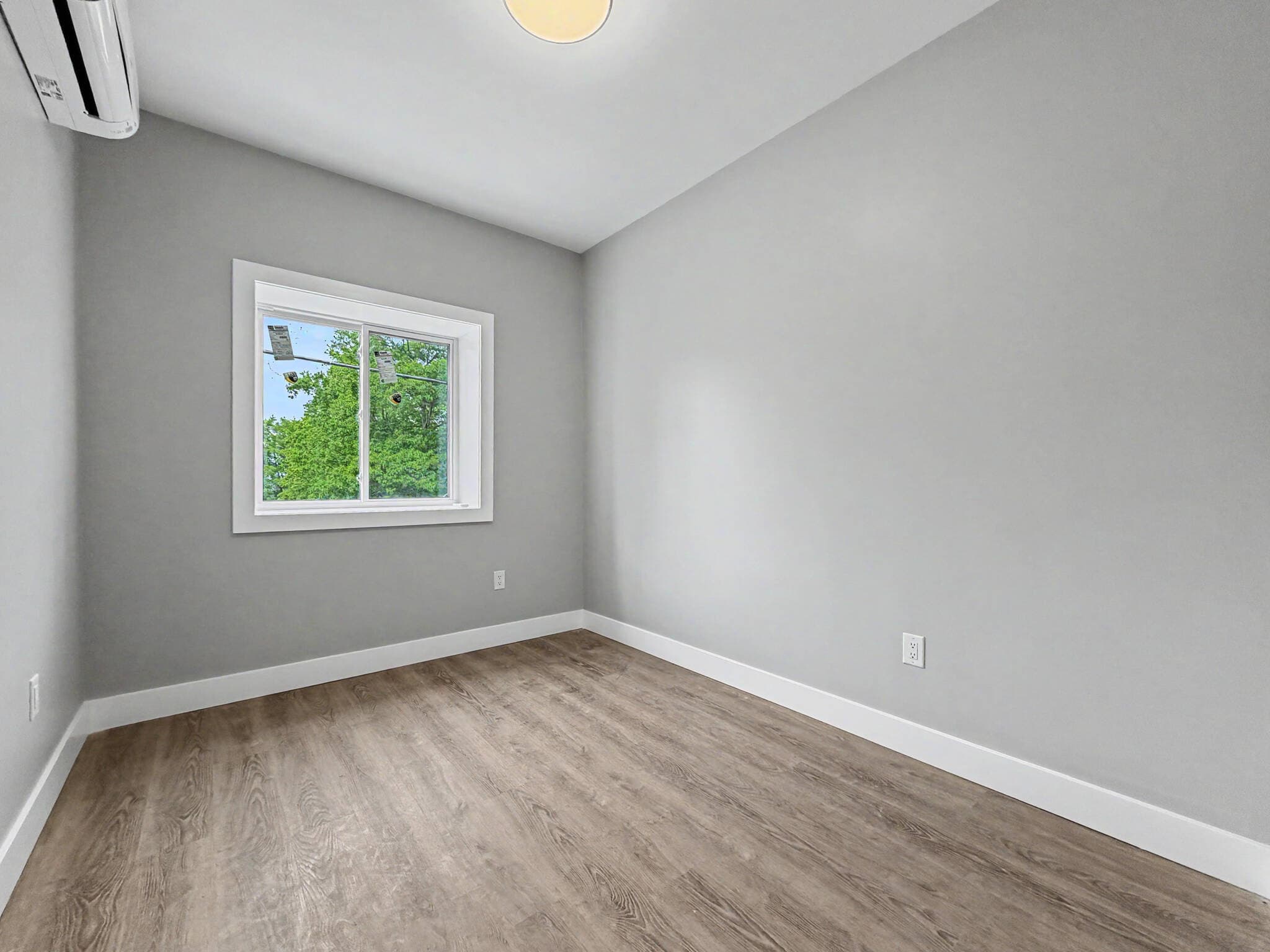 Unit 6- 199 Pine Street Tay Ontario L0K 2C0 - Photo 10