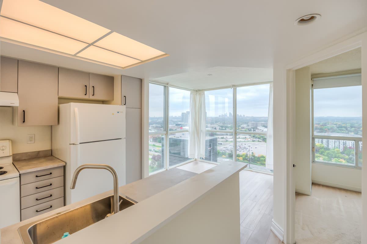 5 Concorde Place -2504
