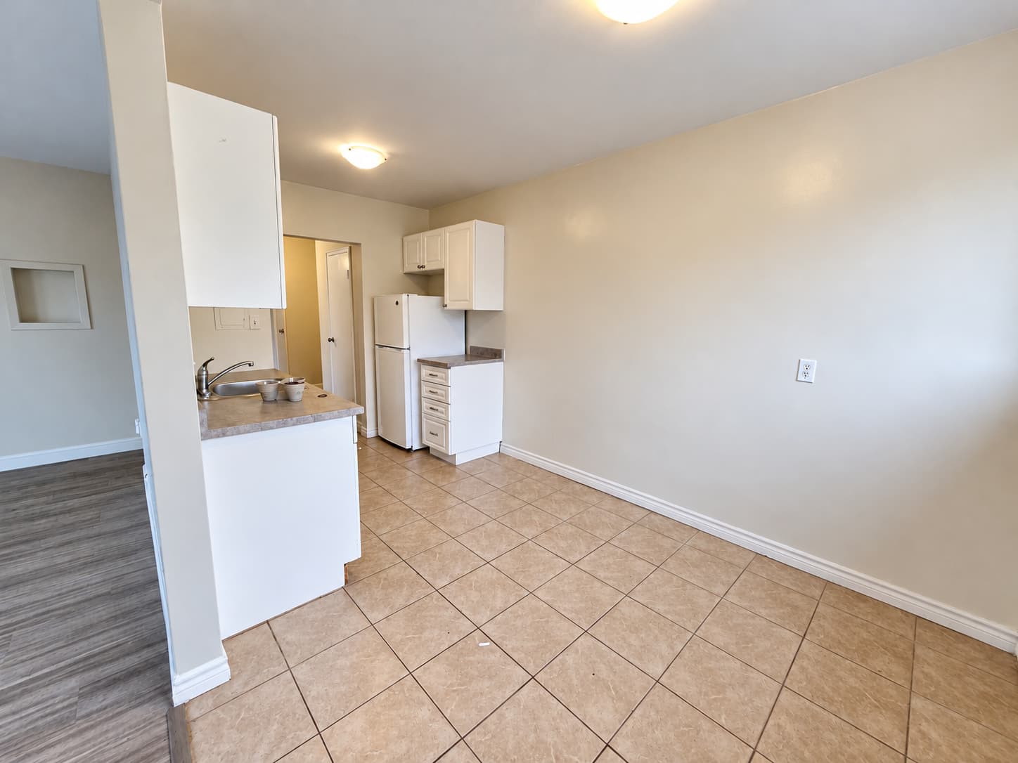 301-875 Colborne Rd Sarnia ON N7V 3K1 - Photo 5