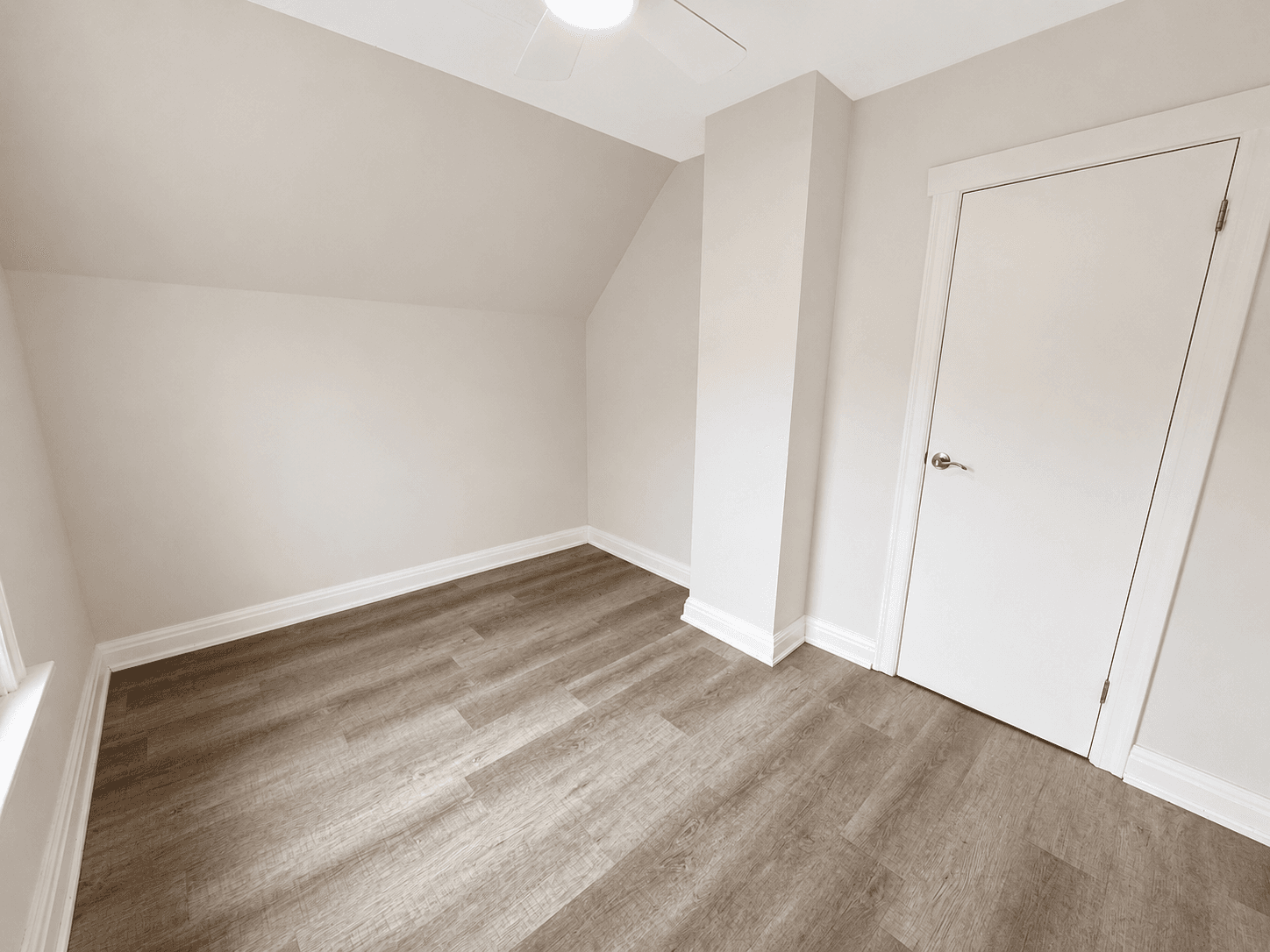 24 Crosthwaite Ave N - Photo 15