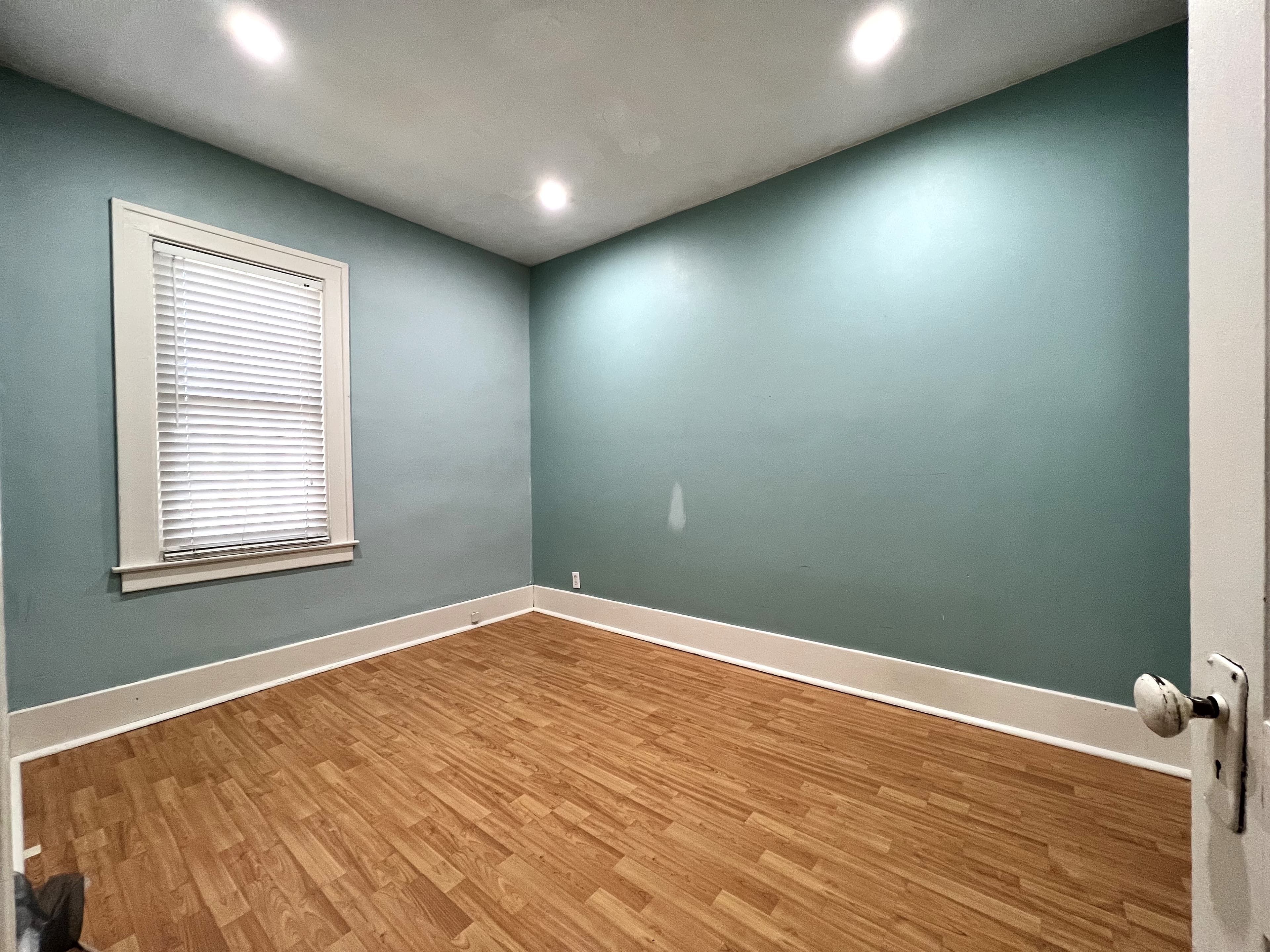 120 McEwan - Main Floor Unit - Photo 6