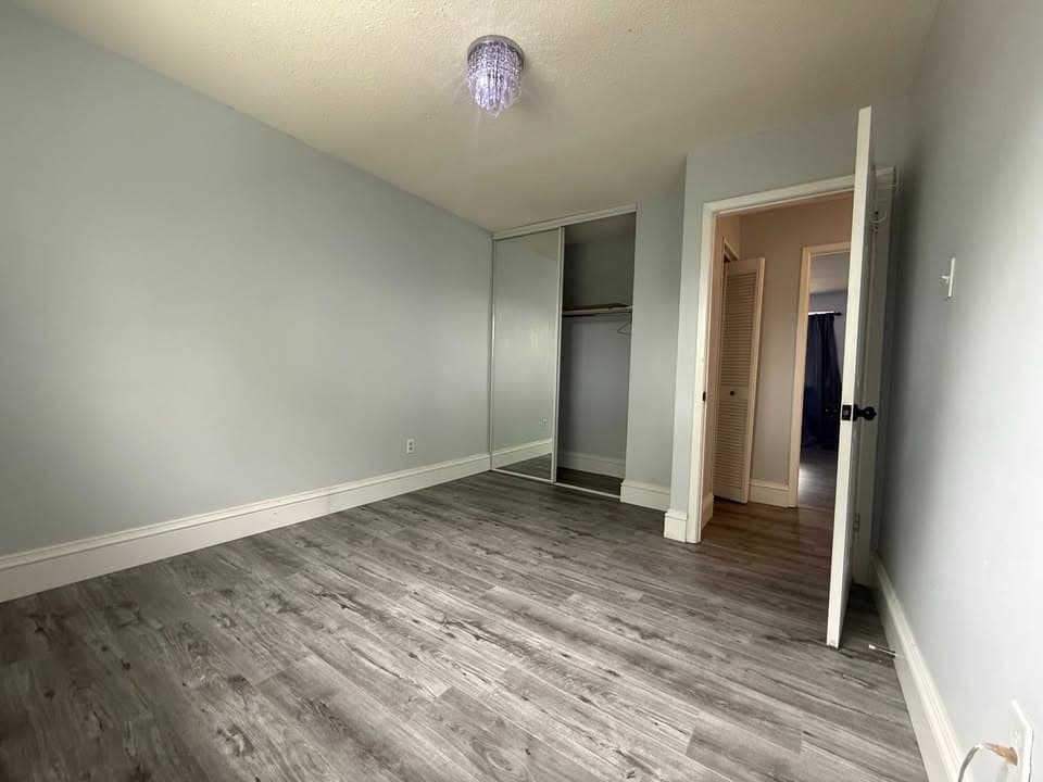 70 Jill Crescent Brampton Ontario L6S 3 J2 - Photo 13