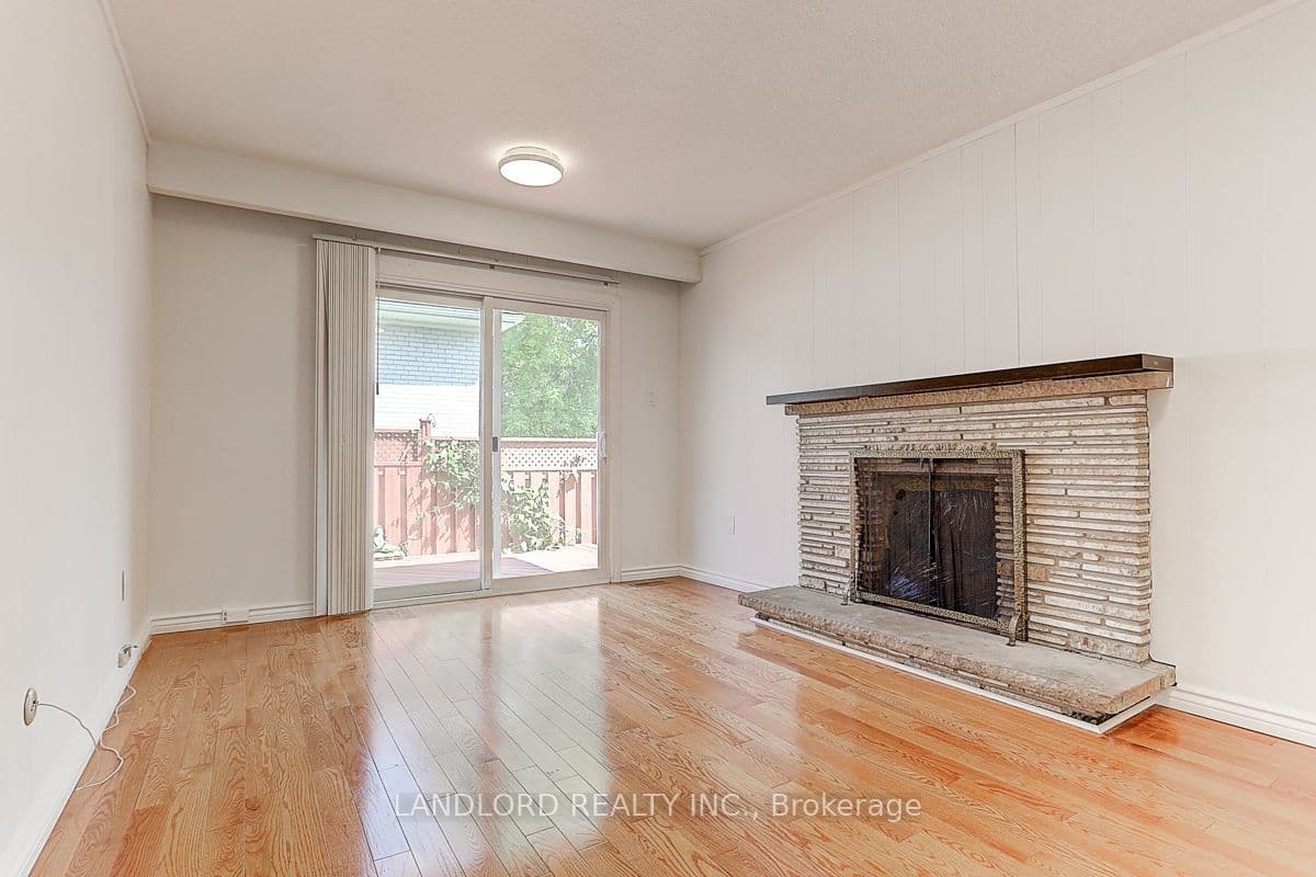 21 Pineway Blvd - Photo 13