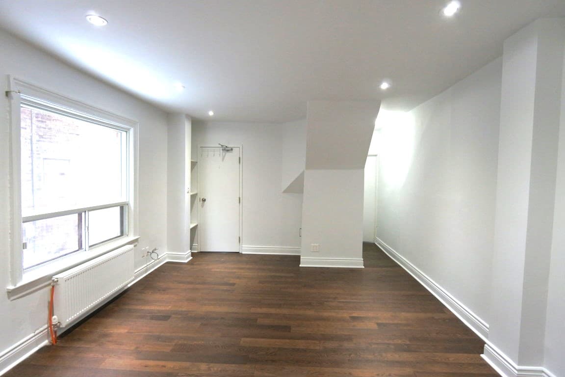 22 Rusholme Park Cres - Main - Photo 2