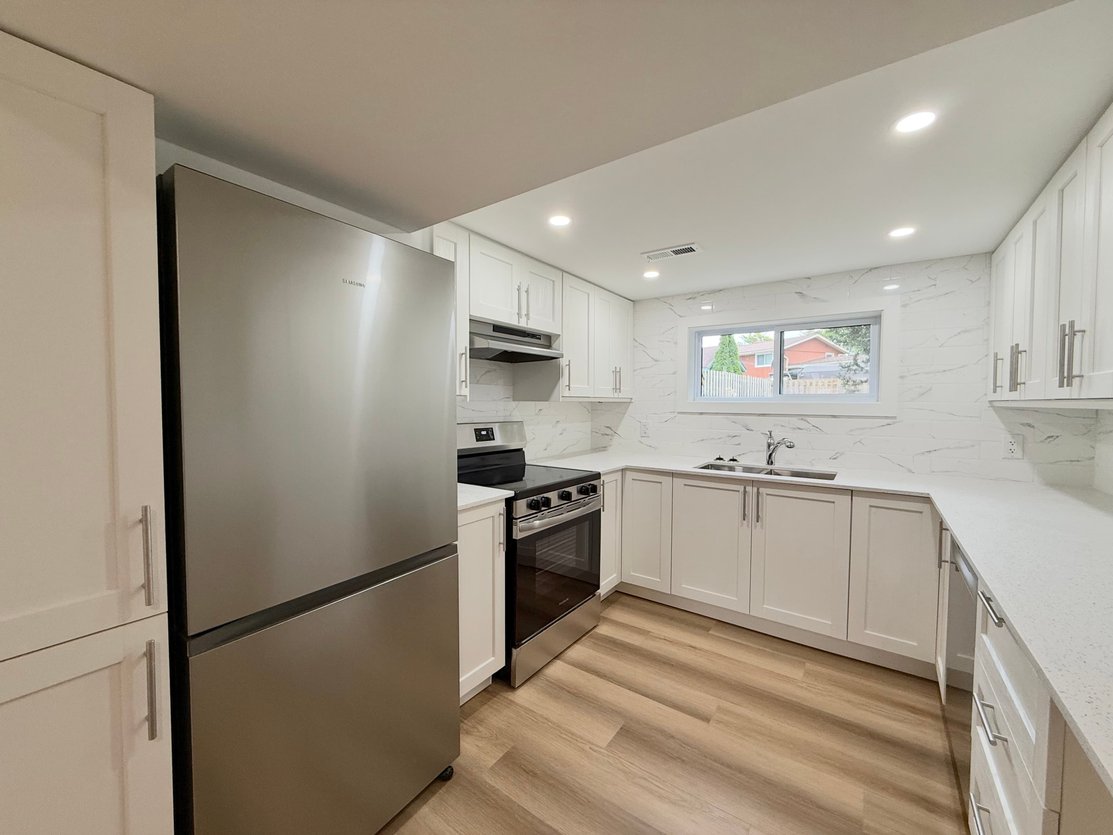 Unit 3 47 Sherwood Forest Trail Welland Ontario L3C 5X7 - Photo 5