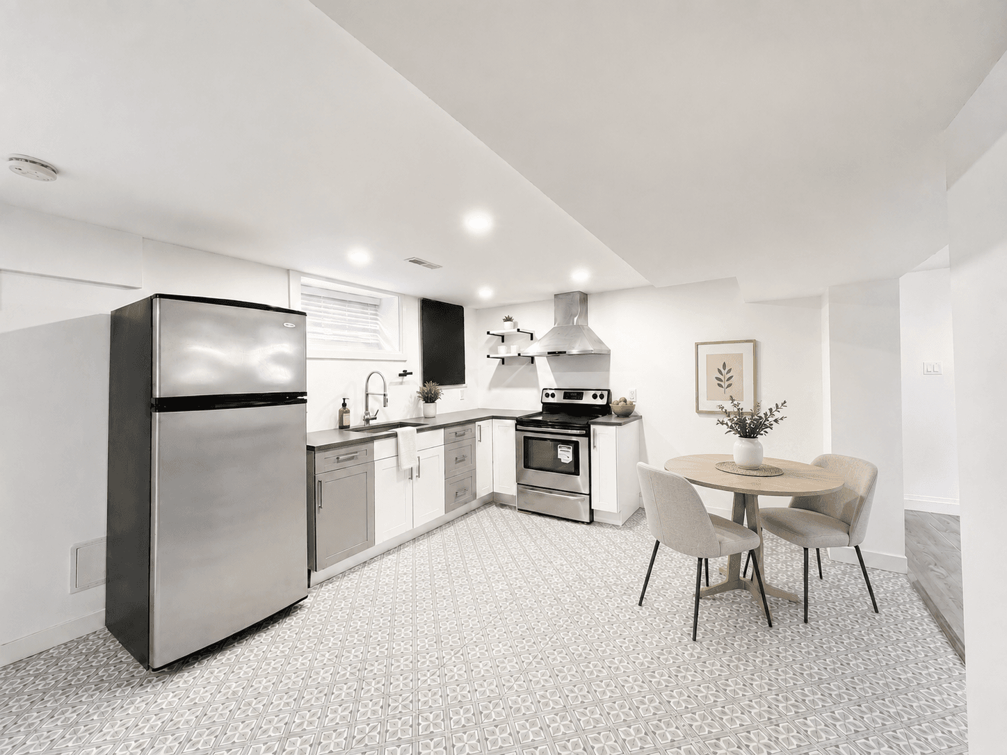 908 Fennell Ave - Basement