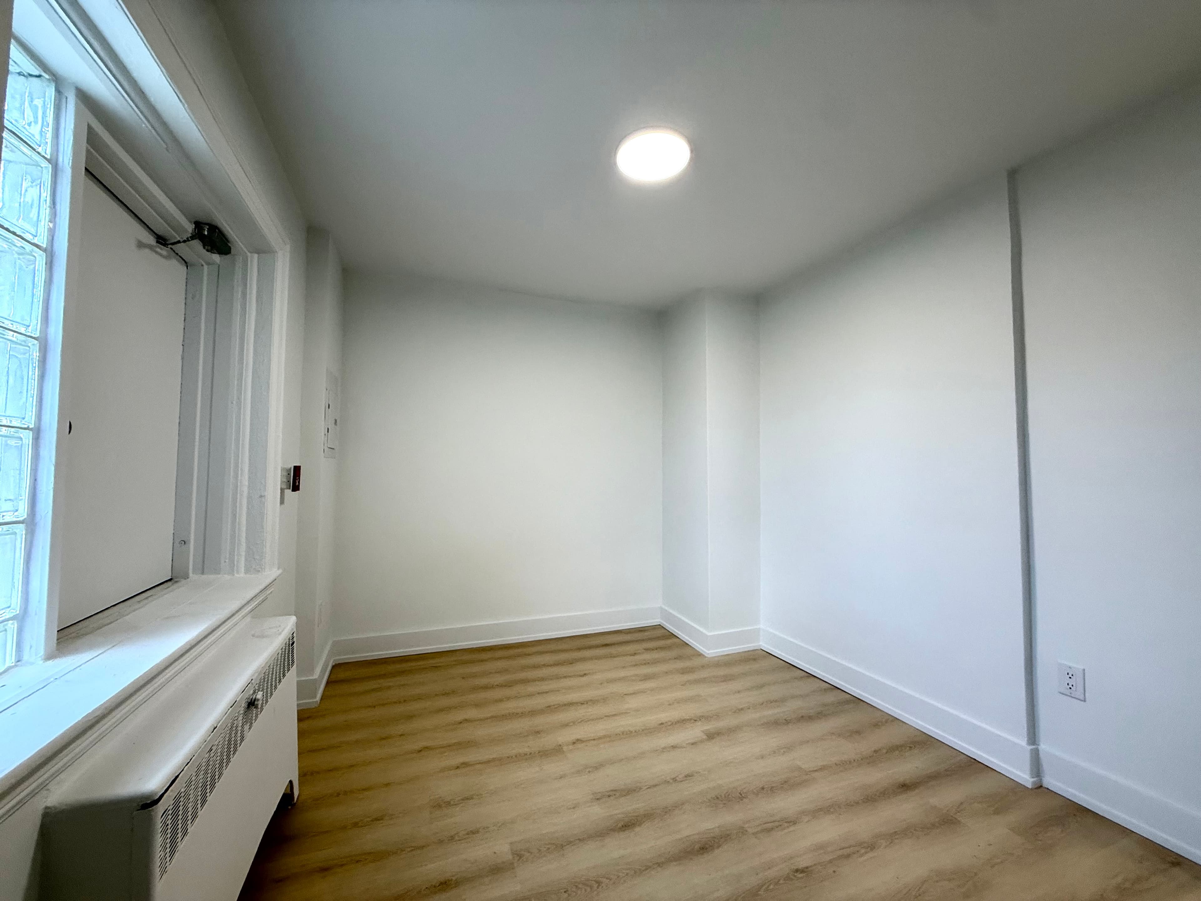 10 - 1024 King Street East Hamilton Ontario L8M 1C8 - Photo 11