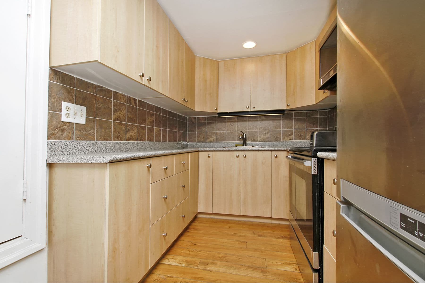 45 Robina Ave - Back Unit - Photo 2
