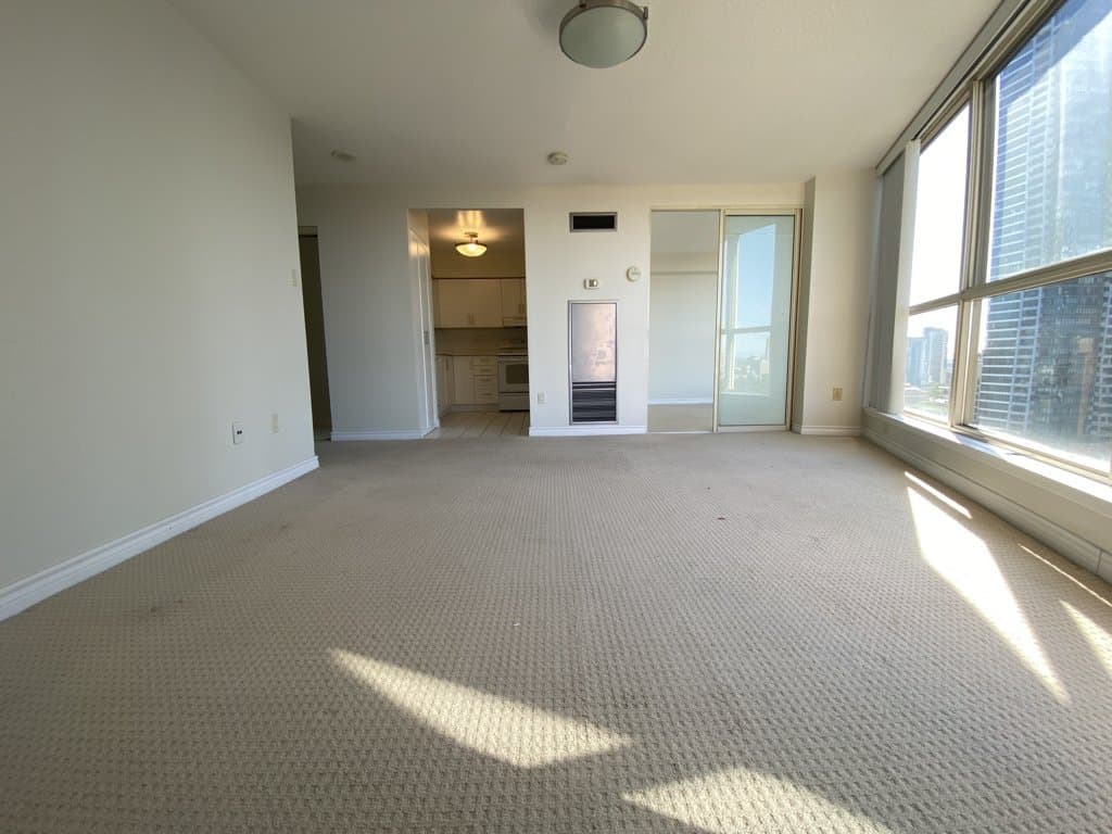 1055 Bay St - 1910 - Photo 6