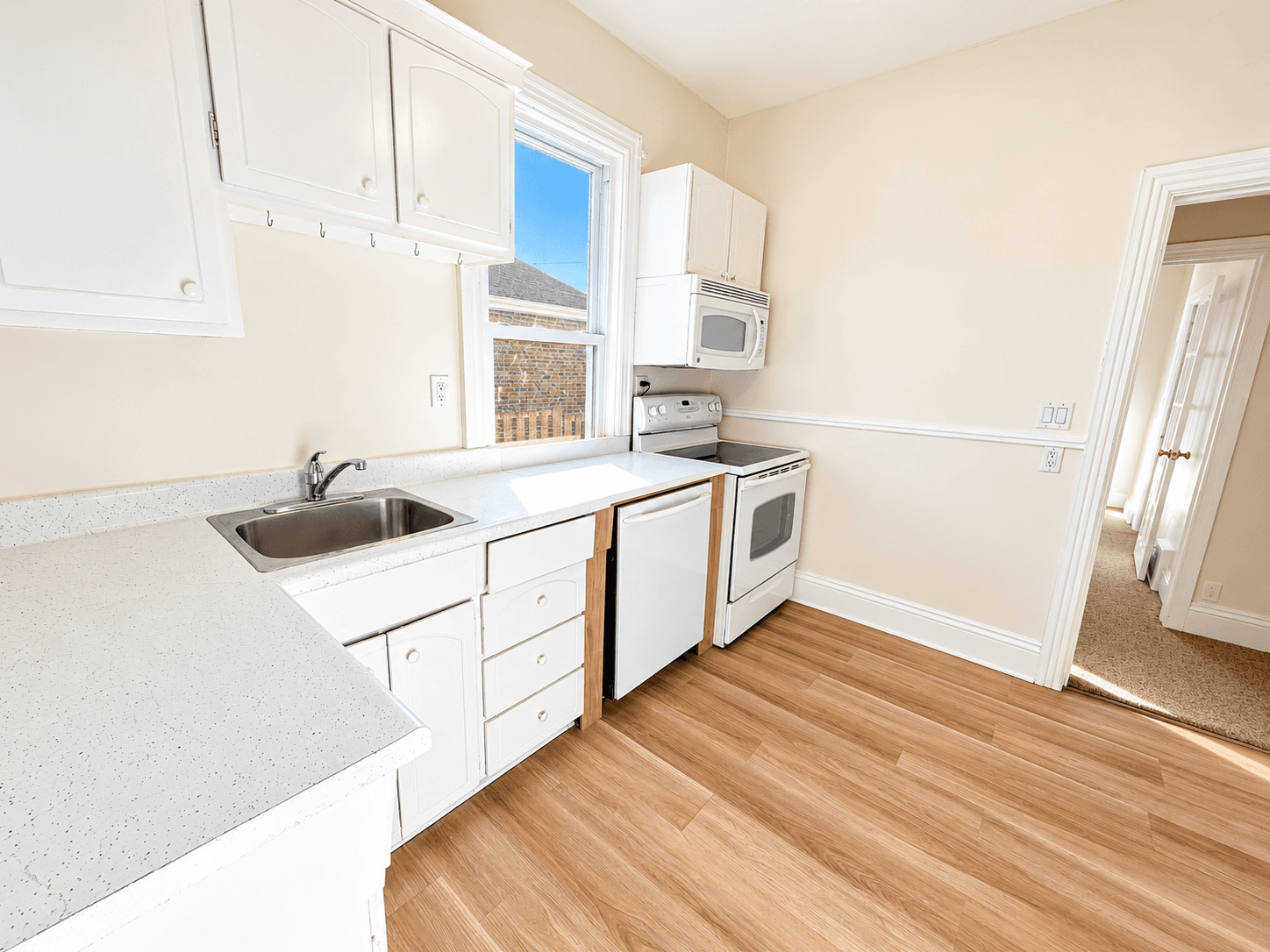 14 Brucedale St W - Photo 12