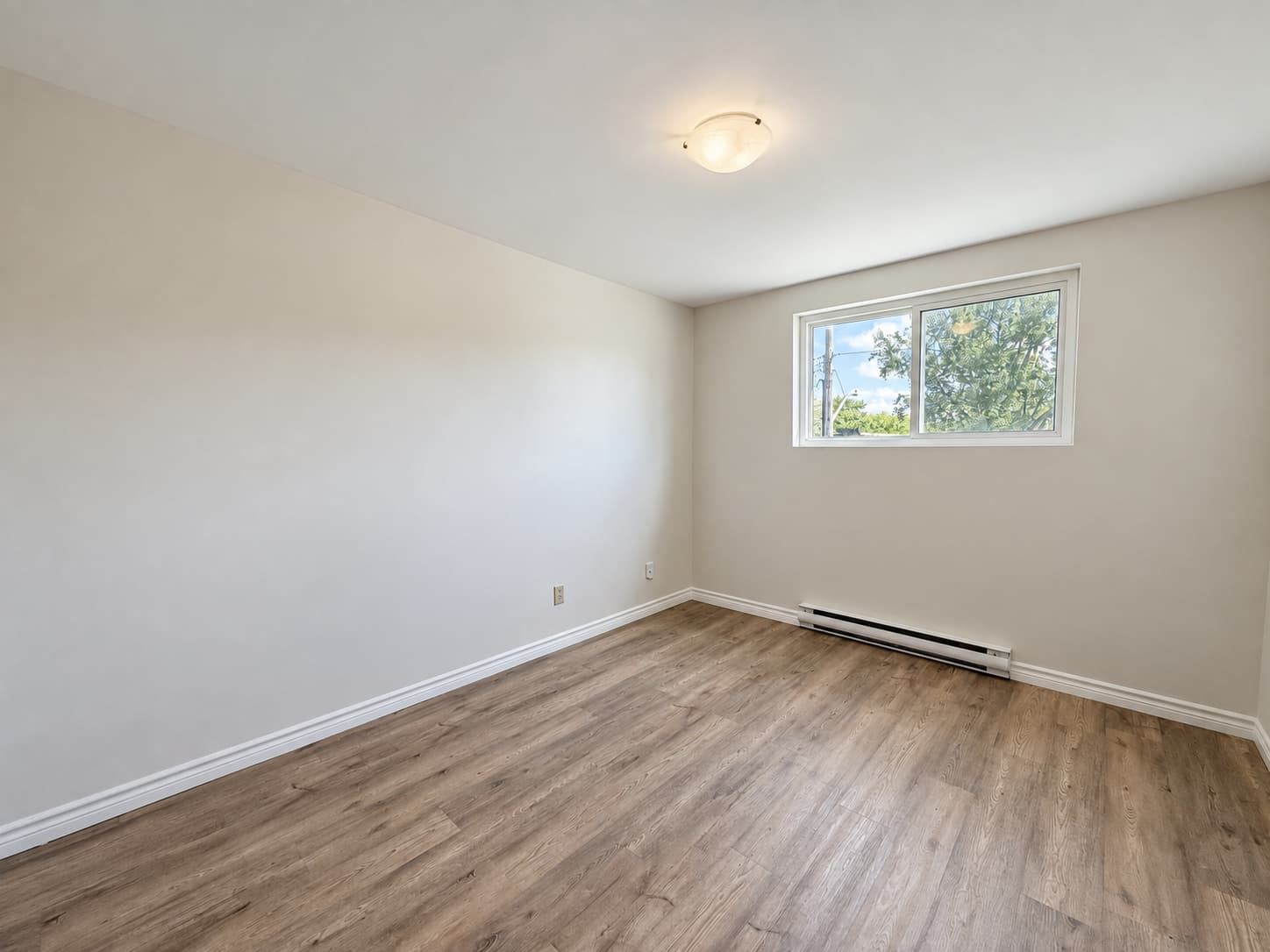 2 bedroom - Unit 28 - Photo 14