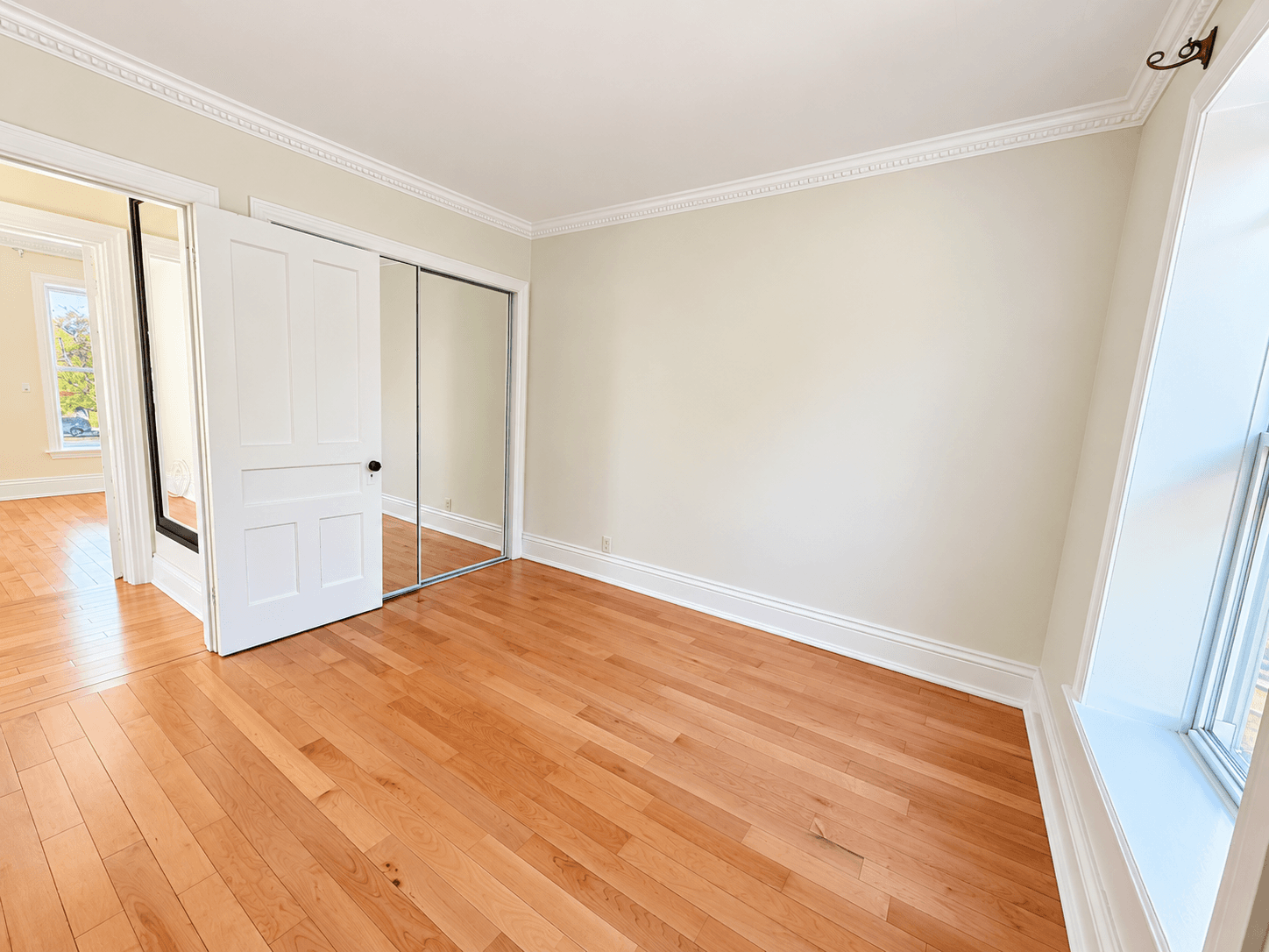 14 Brucedale St W - Photo 21