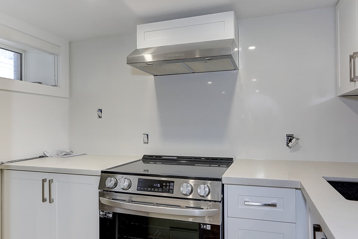 61 Clouston Ave - Lower - Photo 6