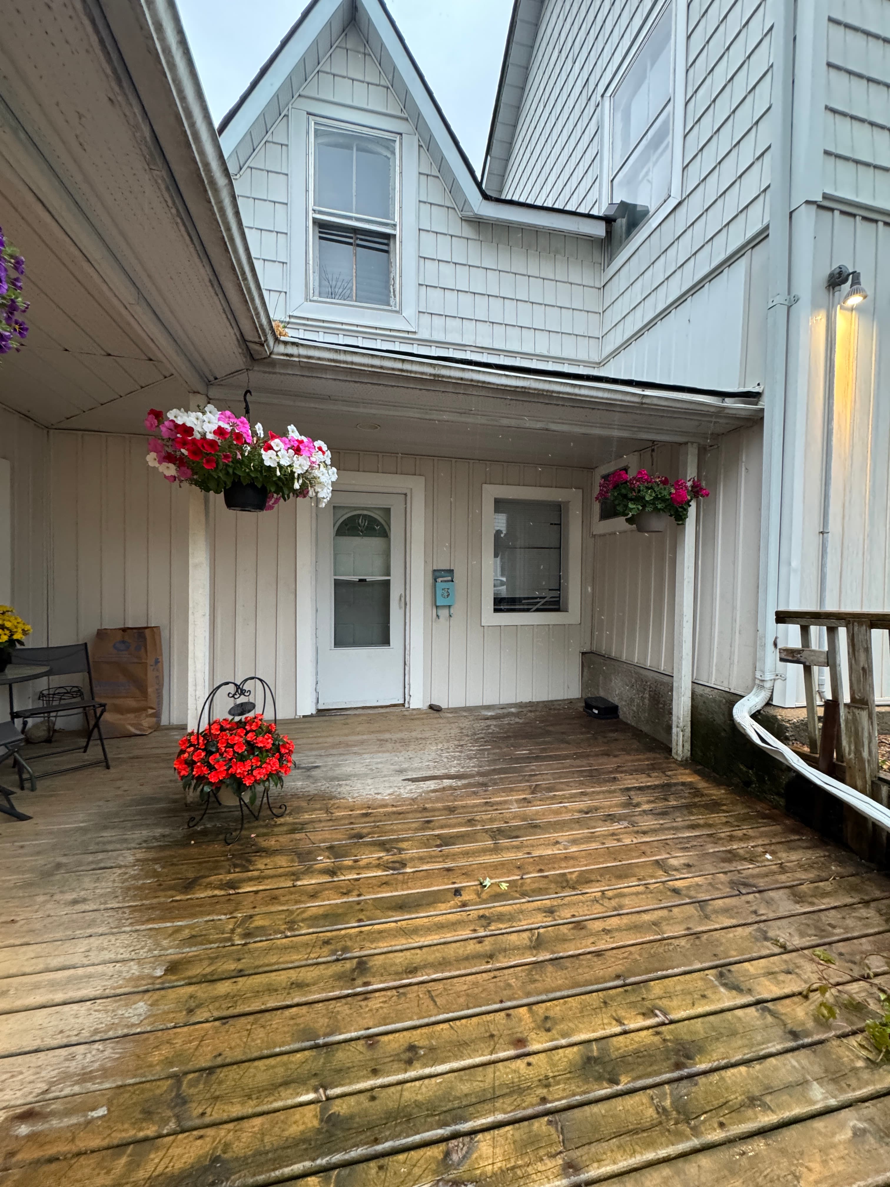3-8 Peel St Barrie Ontario L4M 3K8
