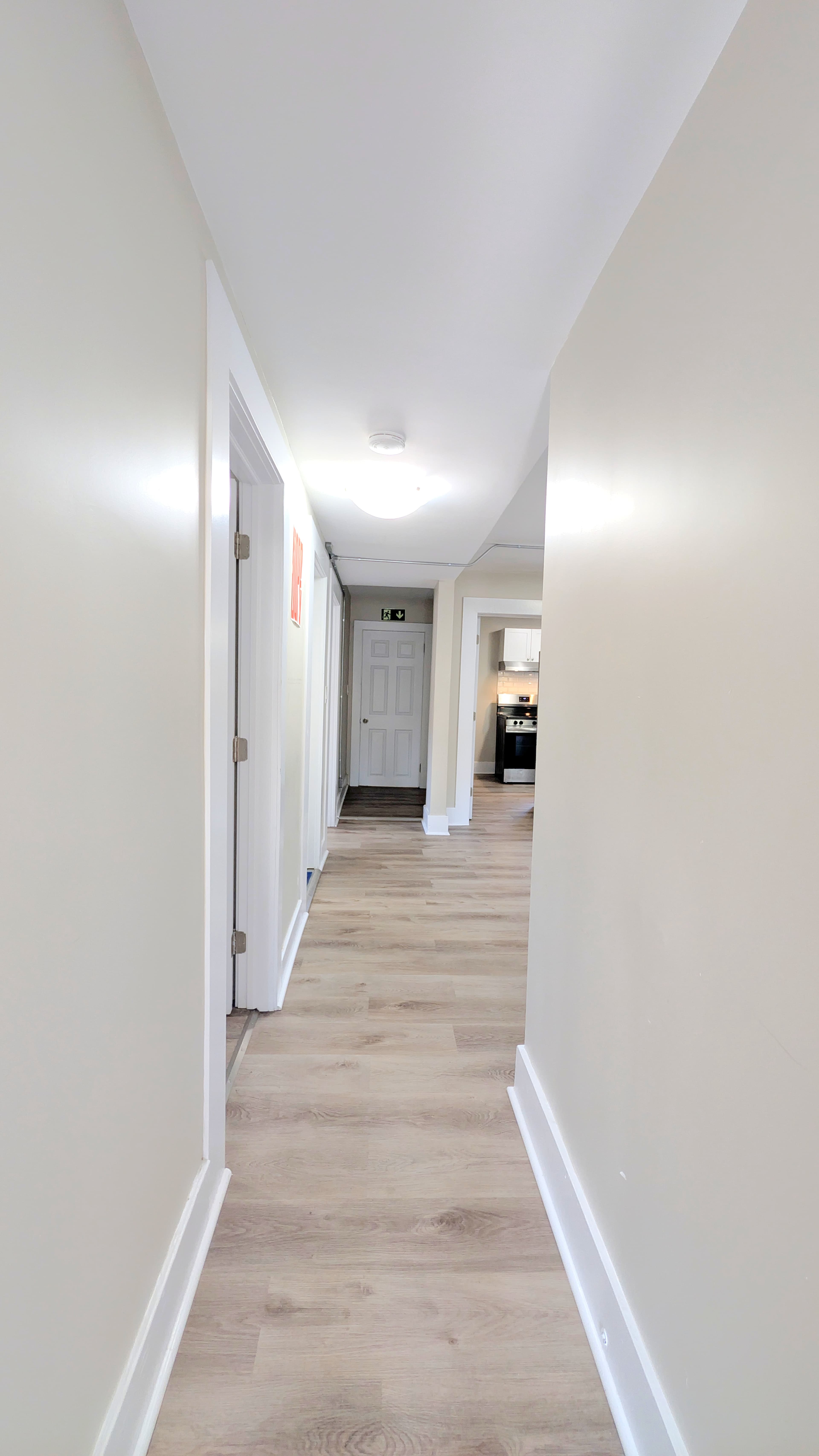 1580 Dufferin - Upper - Photo 20