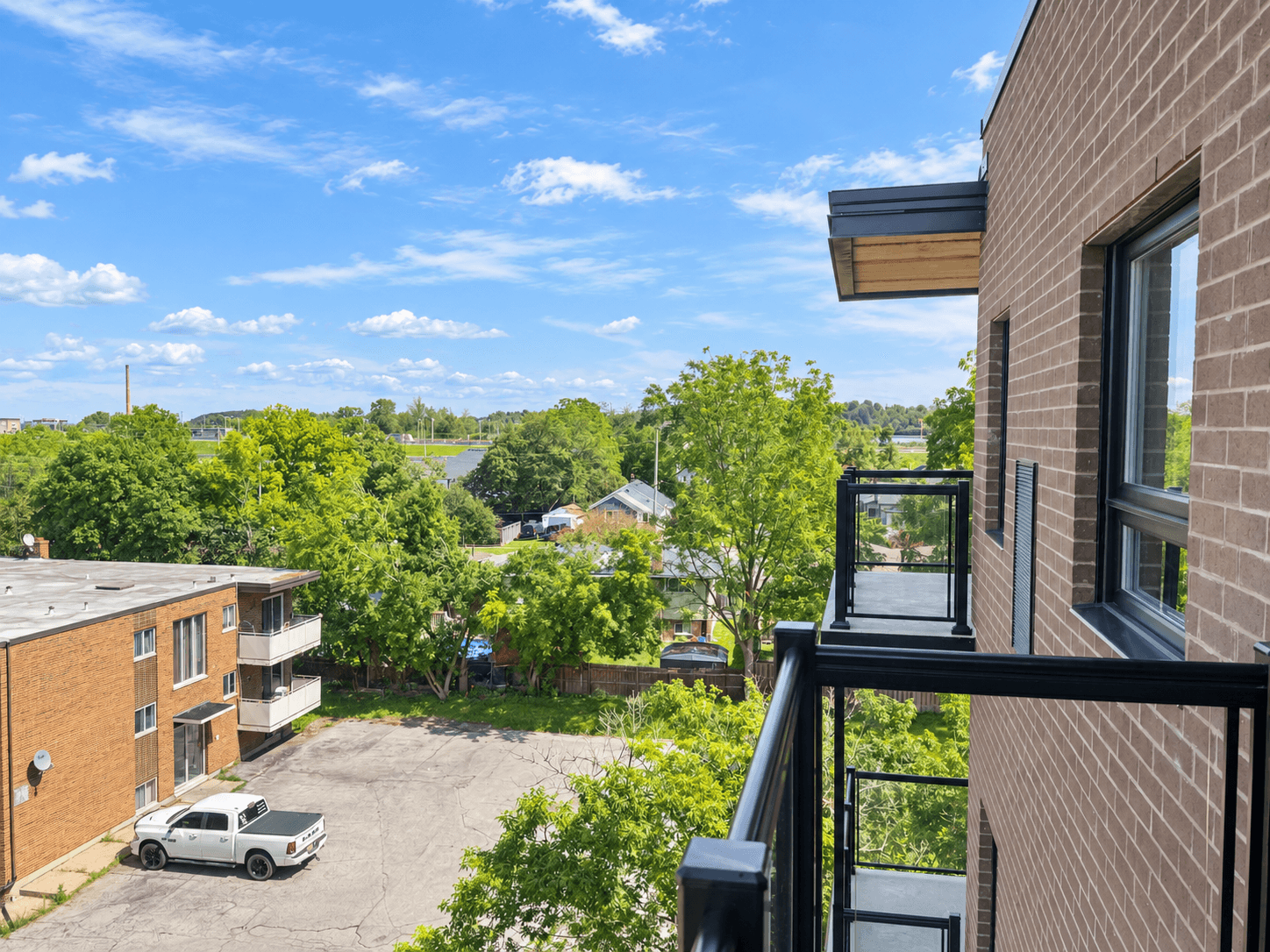 8 Hutt Lane - Accessible - Photo 18
