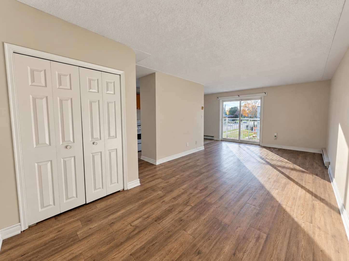 20-1100 Wellington St Sarnia ON N7S 1E6