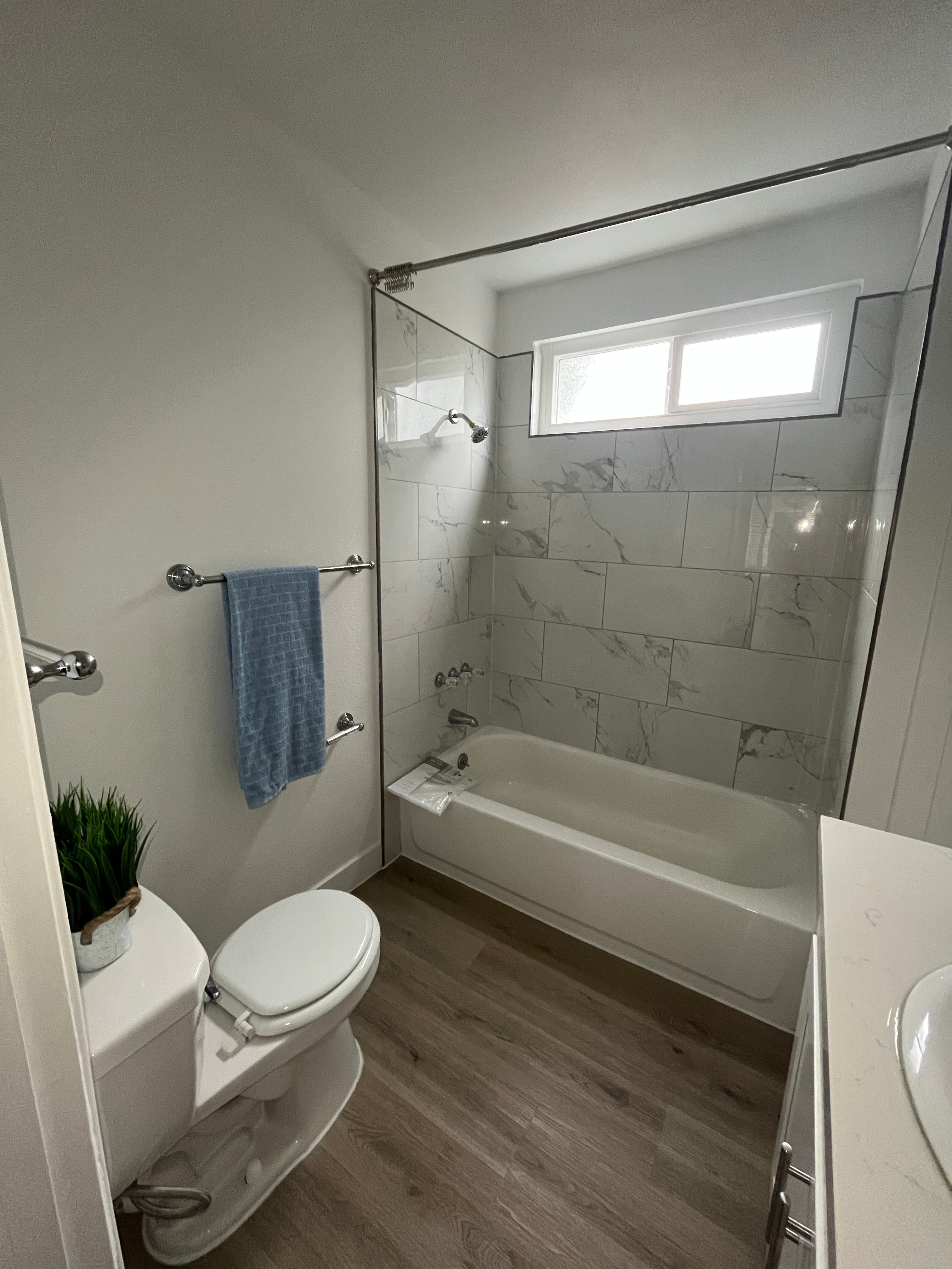 5548 Yarmouth JR 1 BR - Photo 10