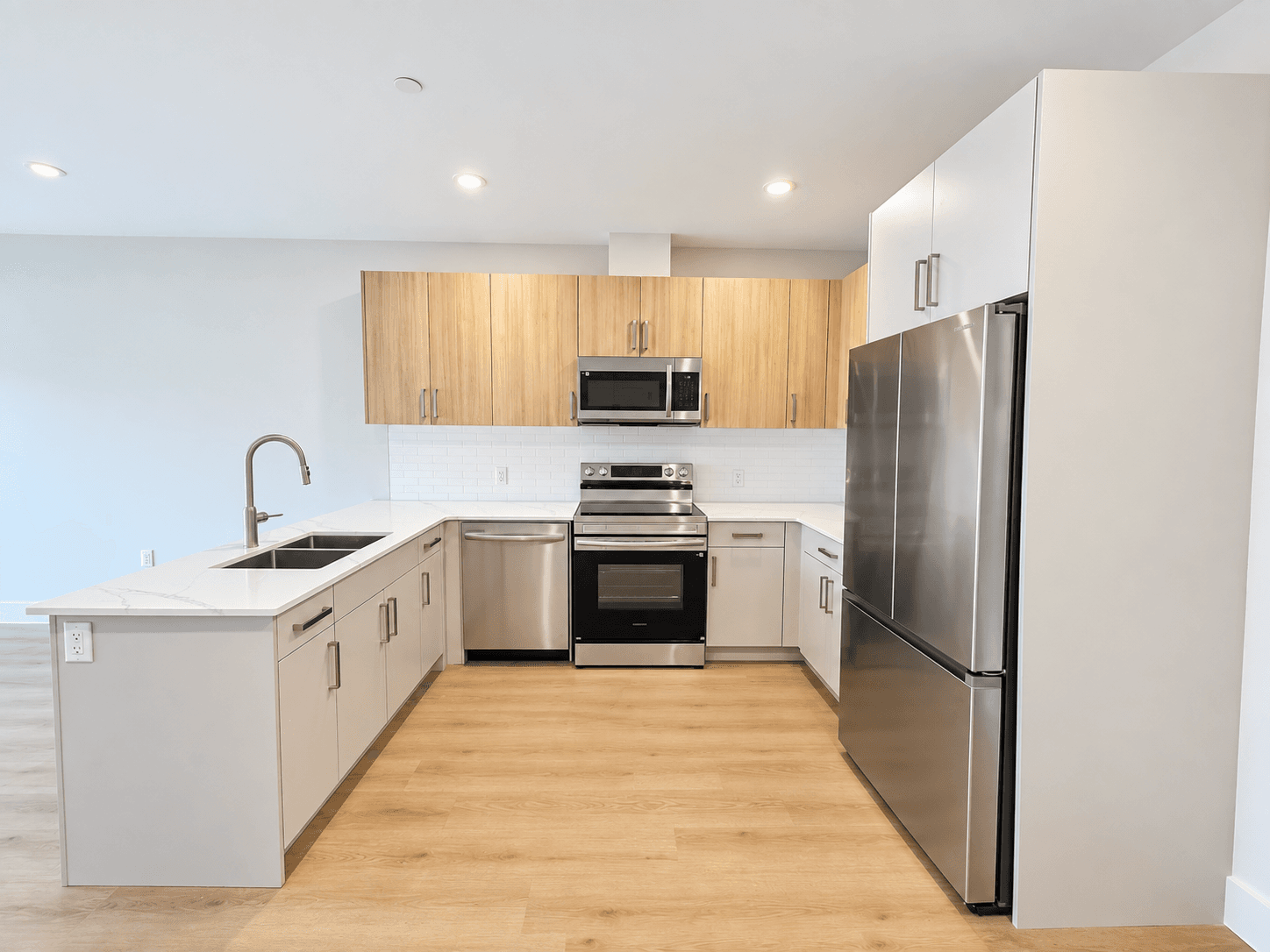 8 Hutt Lane - Accessible - Photo 5