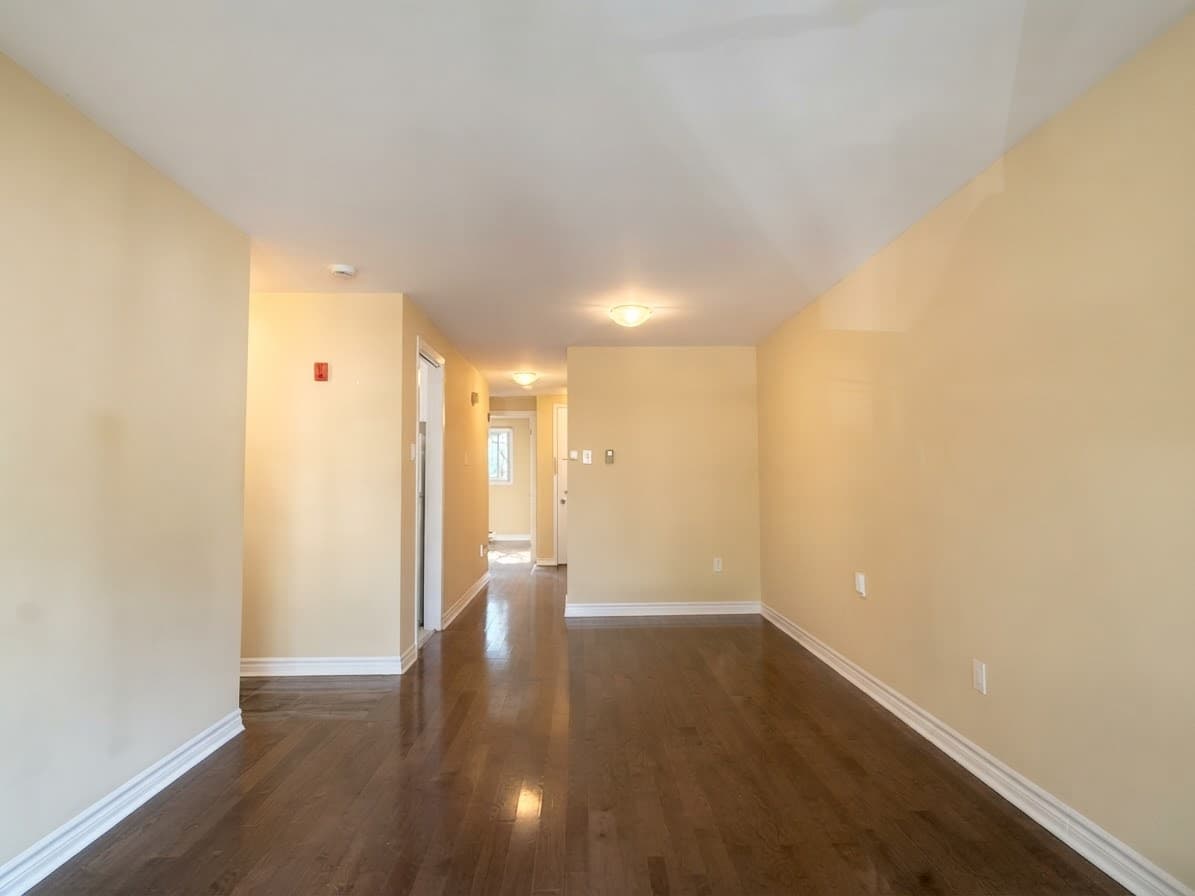 176 Howland Ave - 201 - Photo 4
