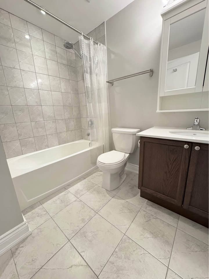 401 - 304 Essa Road - Photo 16
