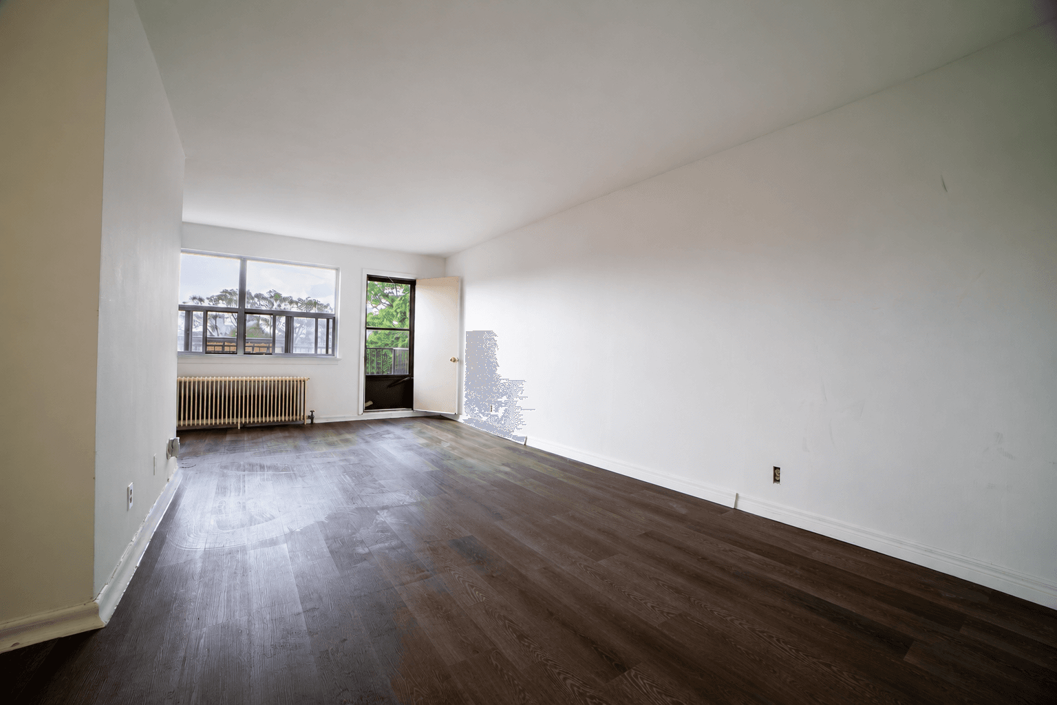 303 - Lakeshore Blvd W - Photo 4