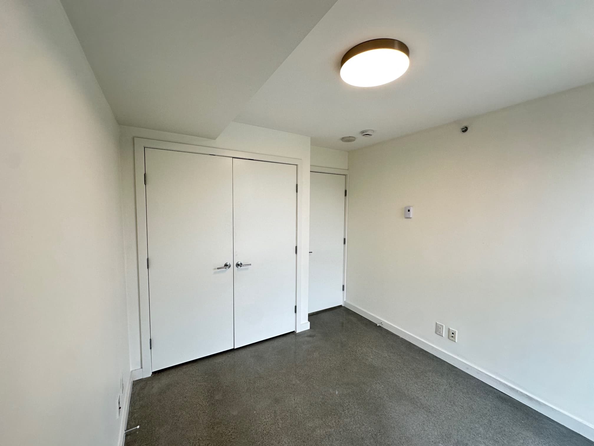 602-105 E Cordova - Photo 9