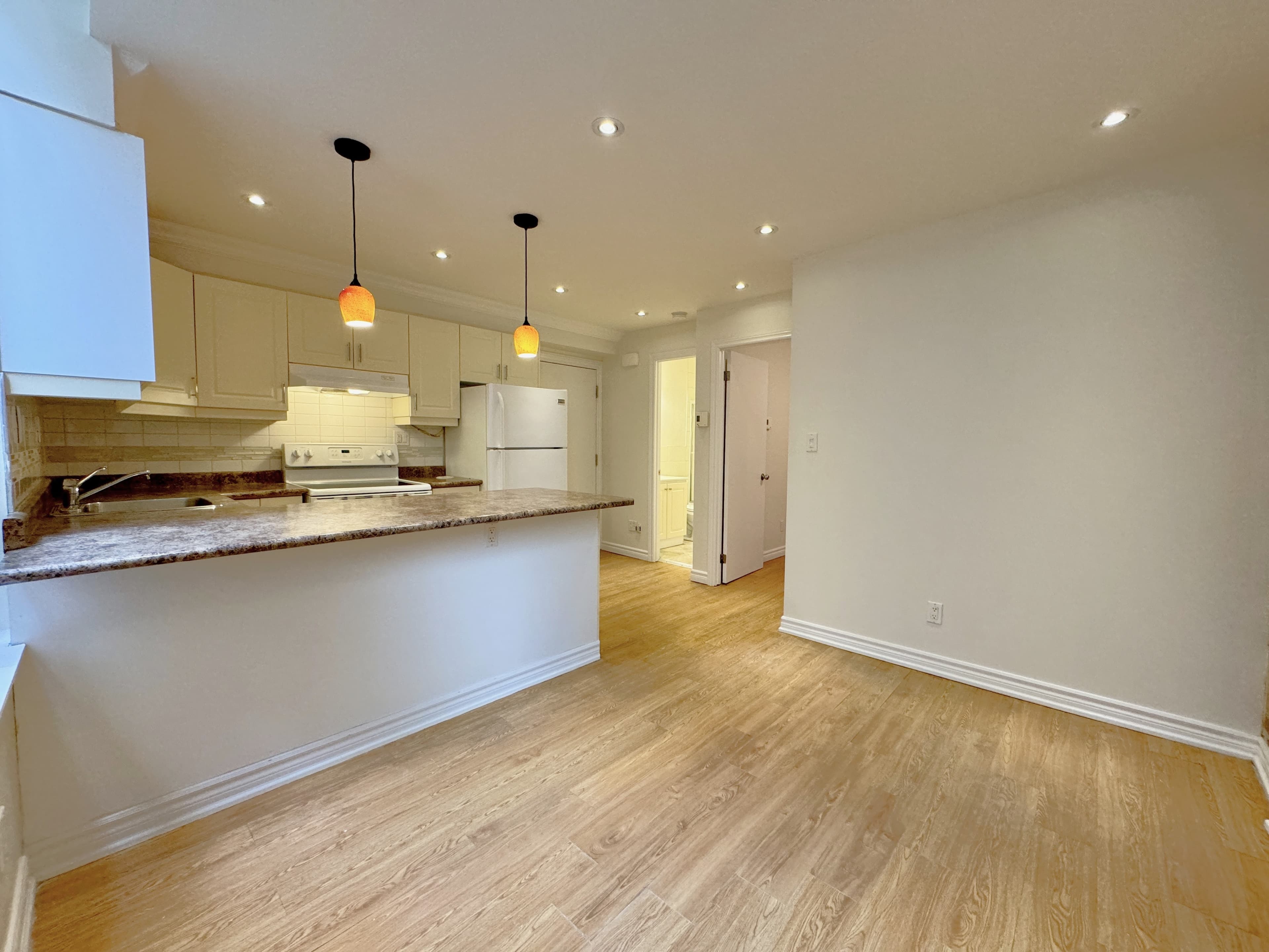249 Logan Ave - 3 - Photo 2