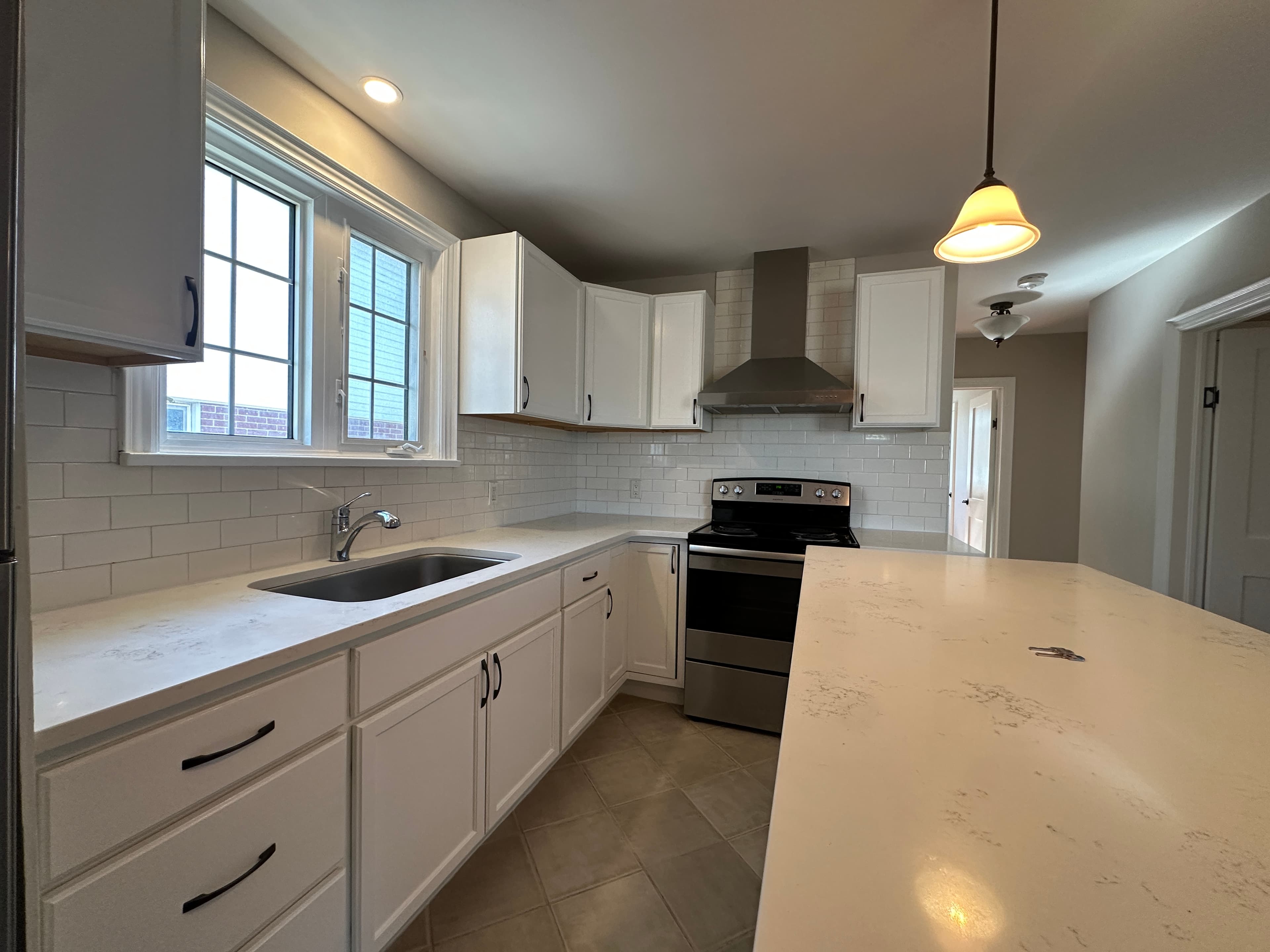 Upper - 190 Highland Avenue - Photo 2