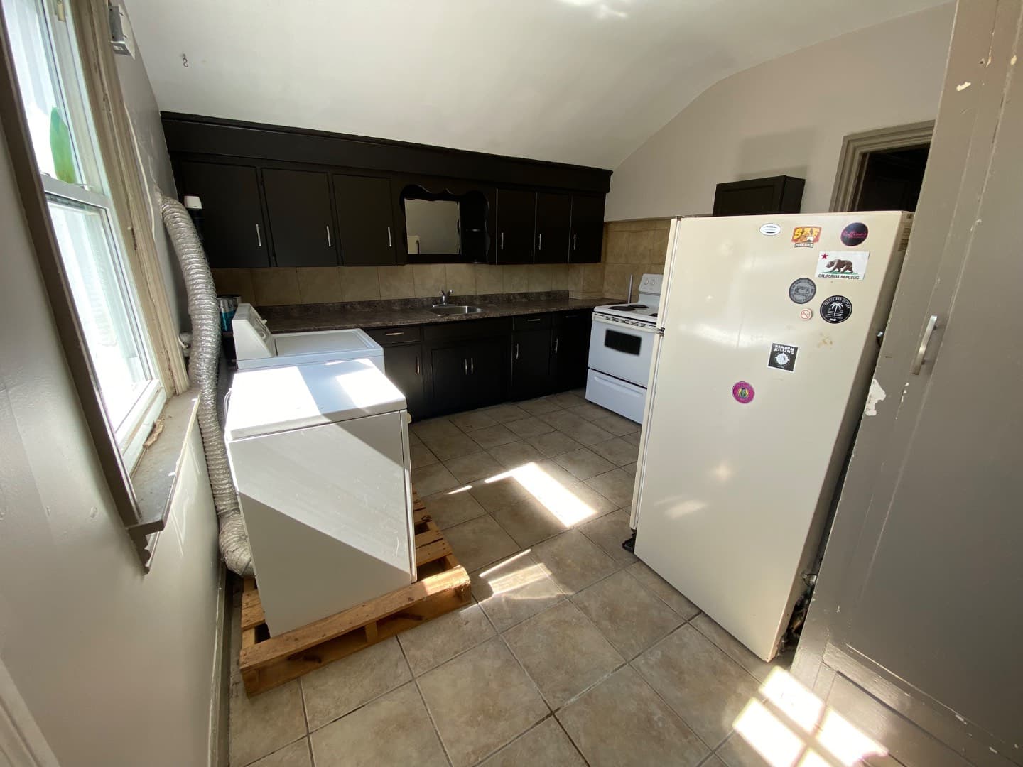 26 Eastchester St Catharines ON L2P 2V6 - Photo 2