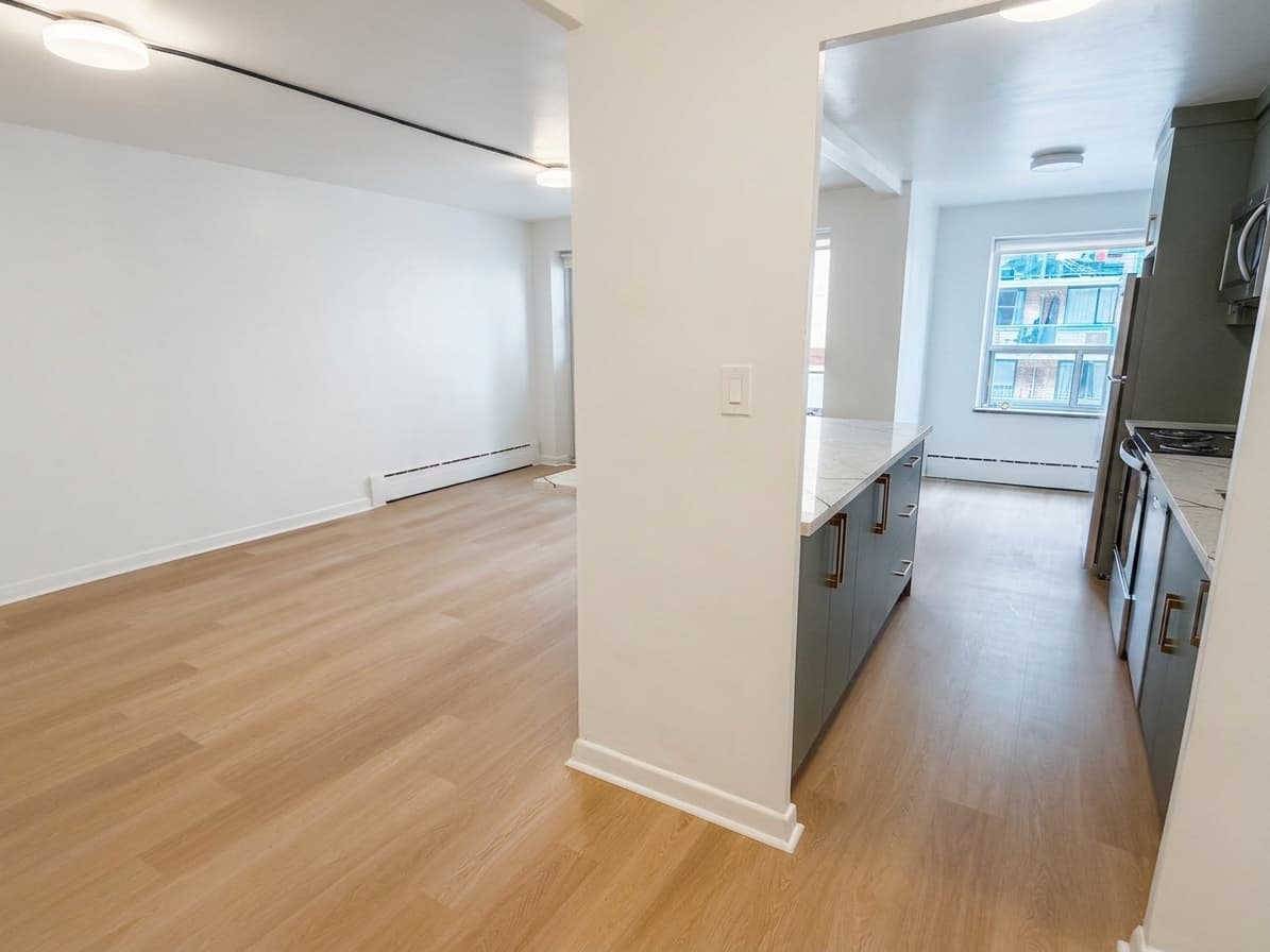 420 Eglinton Ave E - 204 - Photo 8