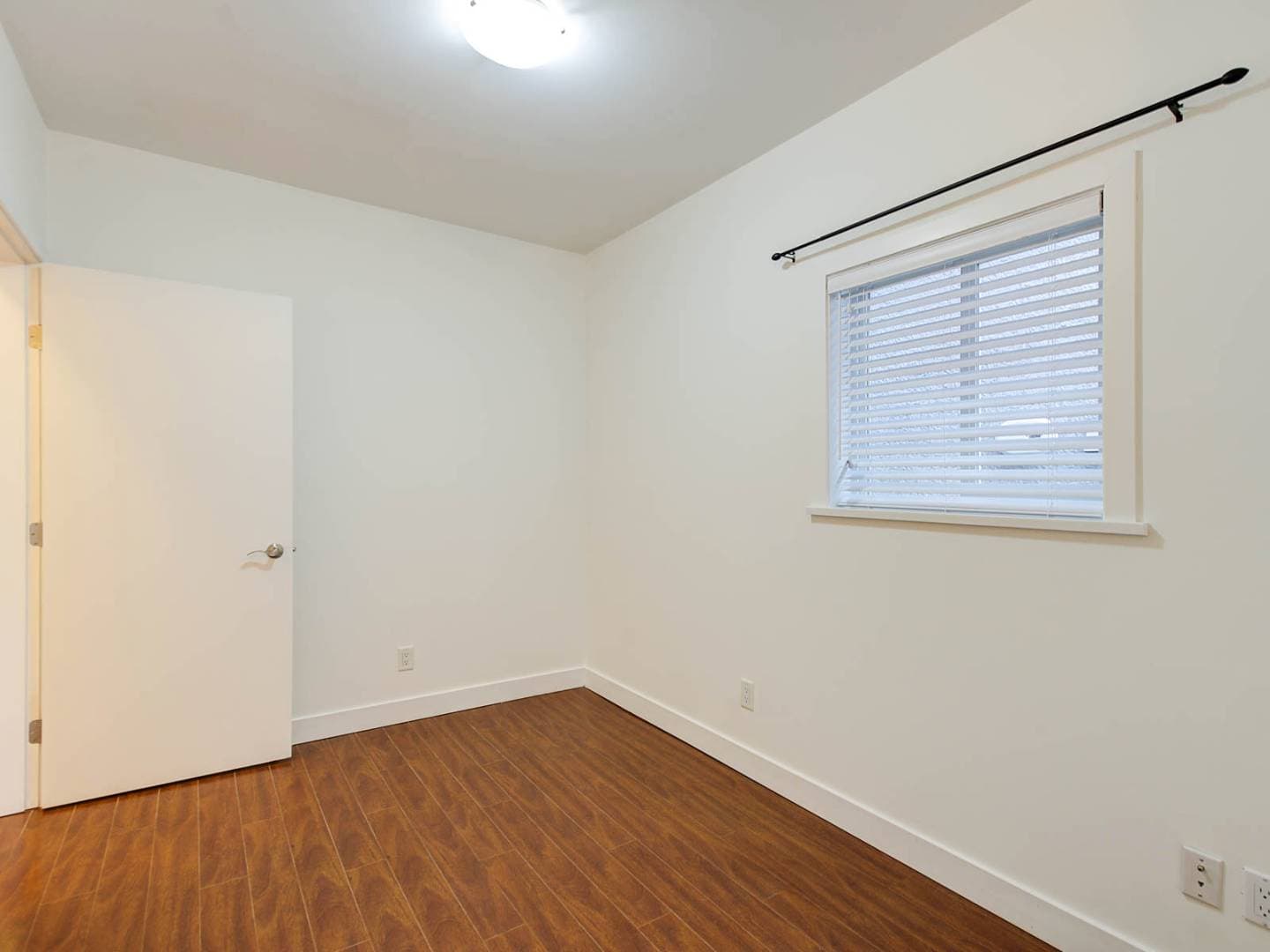 Ground 120 E King Ed - Photo 14