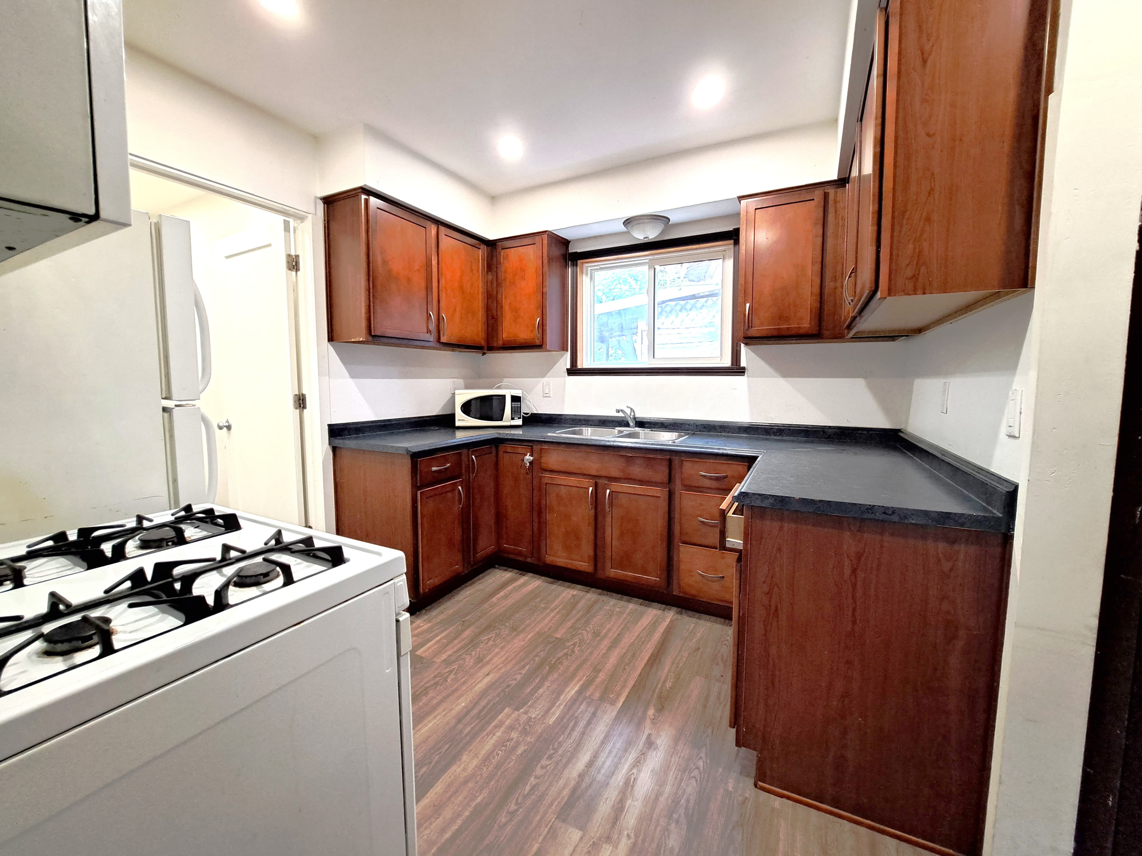 431 Randolph - Main Unit - Photo 6