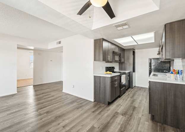 5530 N 17th Ave SP 2x2RW - Photo 3