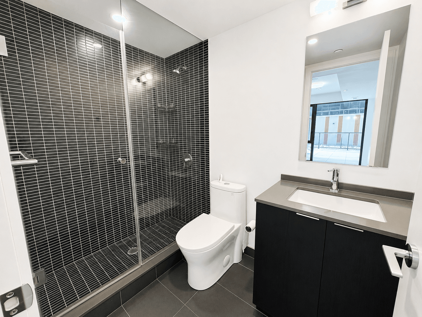 1 Jarvis St - Unit 323 - Photo 19