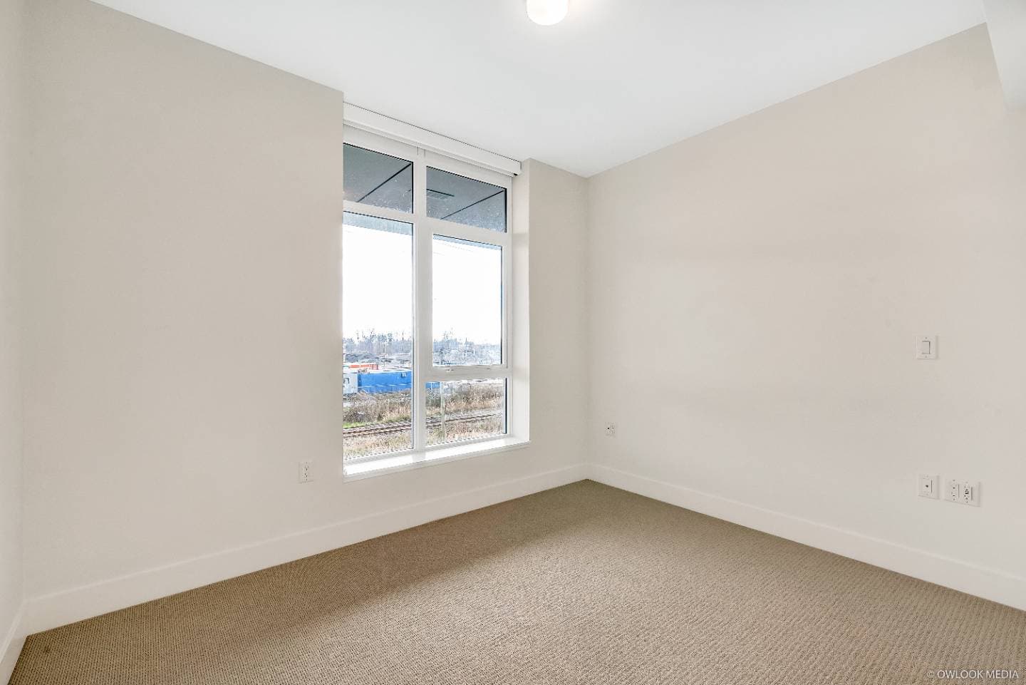 3559 E Kent Ave N - Photo 12