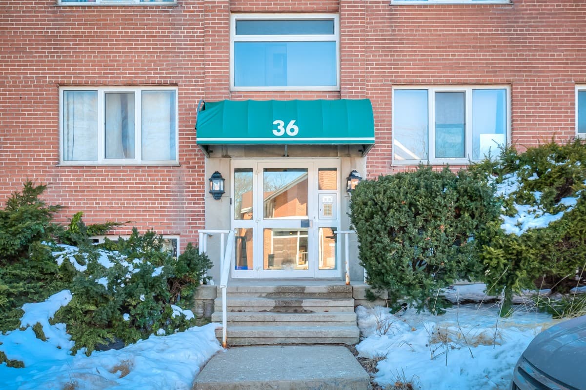 36 Wood Glen Rd - 403 - Photo 18