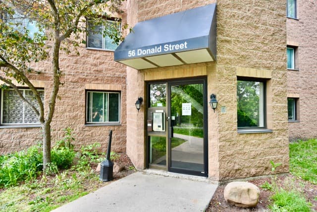 202- 56 Donald St Barrie ON