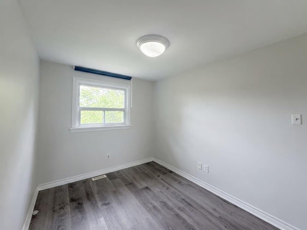 2830 Midland Ave - 48 - Photo 14