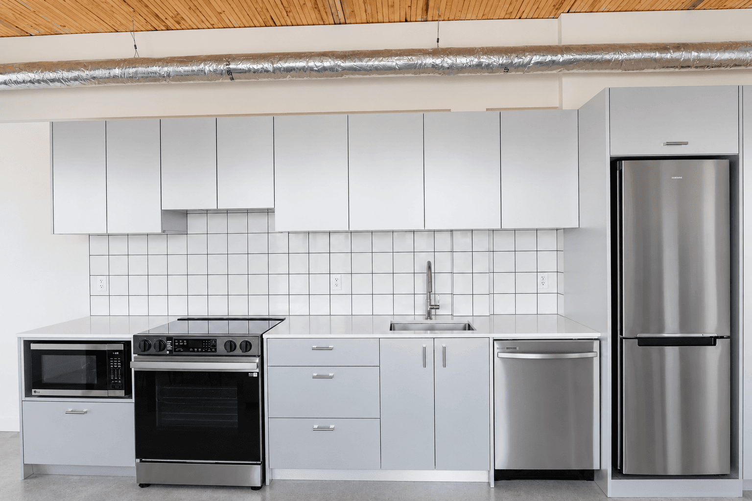 1 Bedroom- 1 Bath - Photo 4